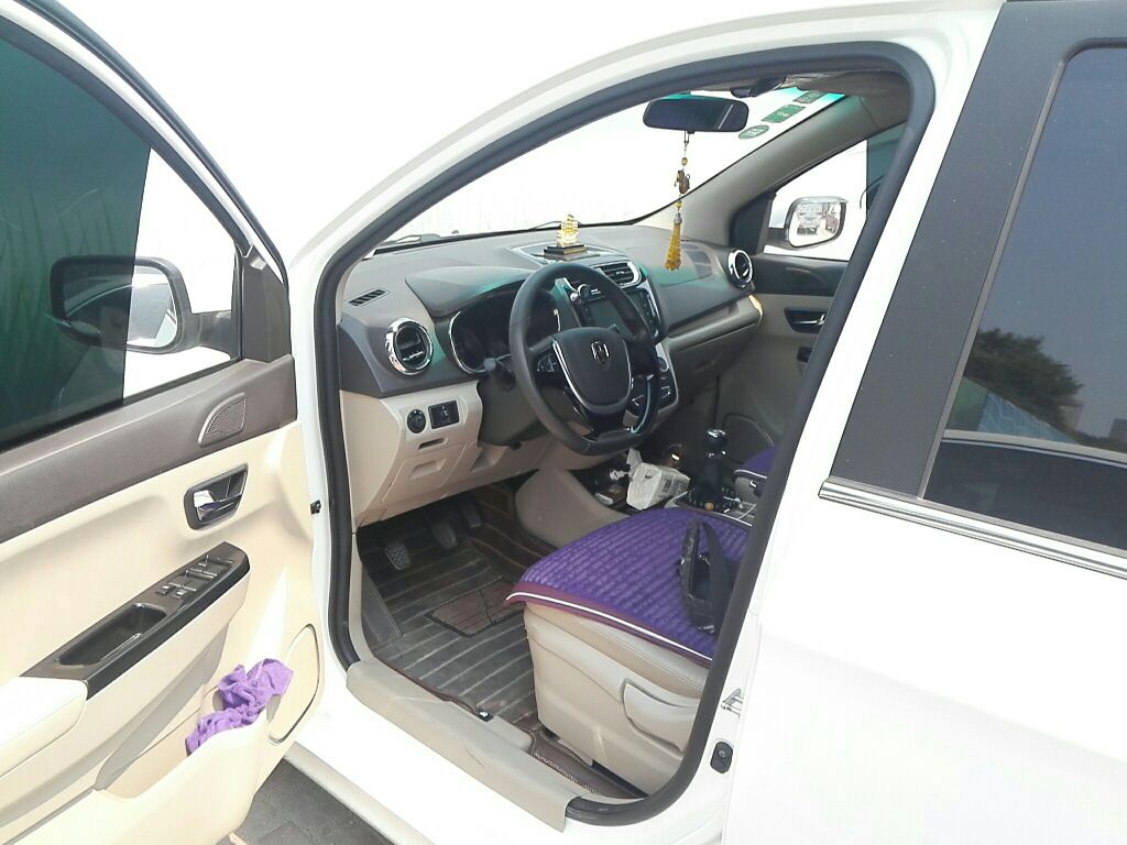 Used Jinbei 750 2016 1.5L Flagship Edition
