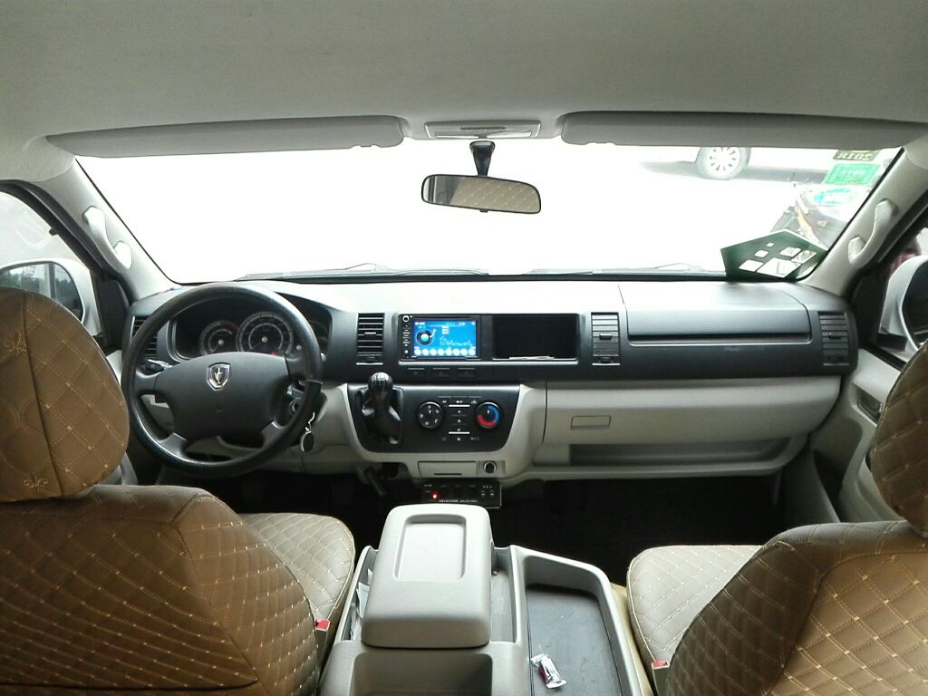 Used Jinbei Hiace 2013 2.5T Da Hai Shi W National Games Commemorative Luxury Edition
