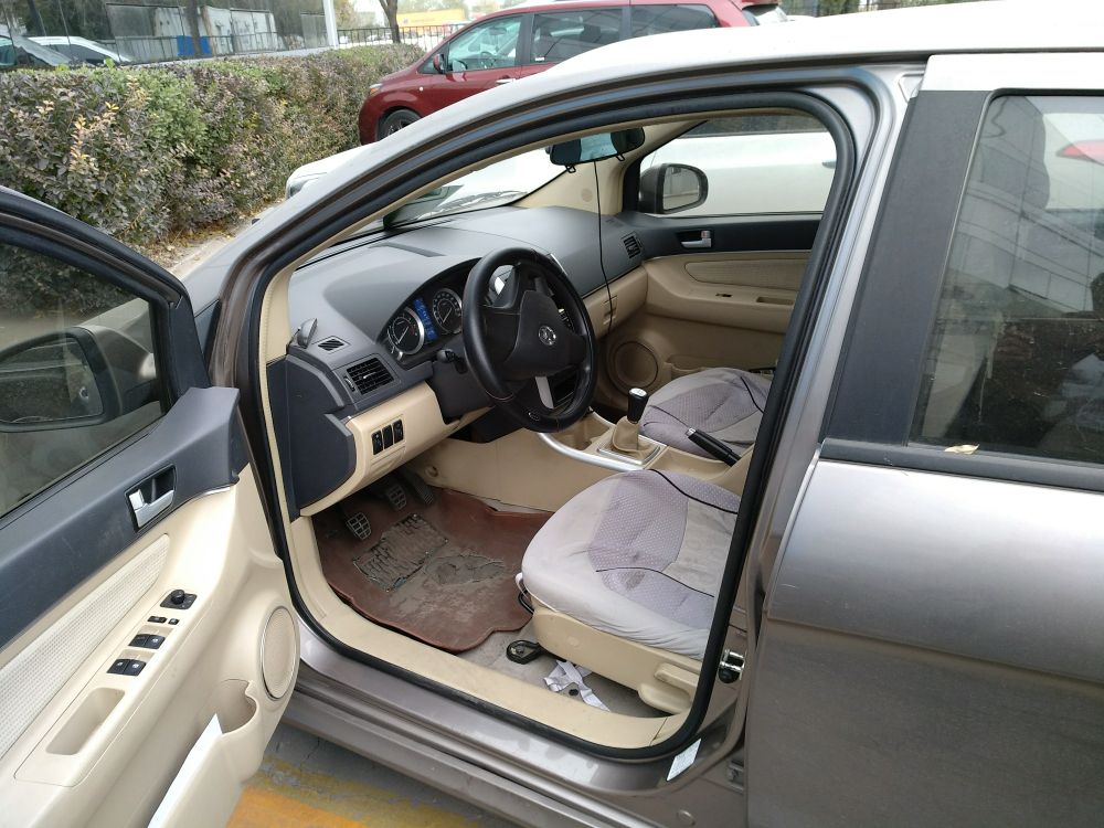 Used BAIC Off-Road E Series 2013 Sedan 1.3L Manual Lotte Edition