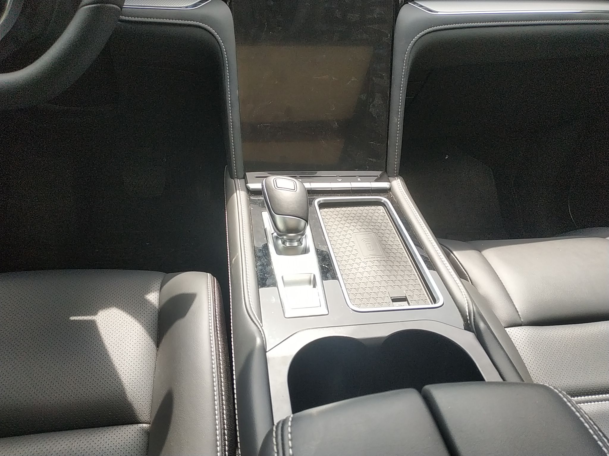 Used Venucia Star 2023 260T Starful Achievement Edition Pro