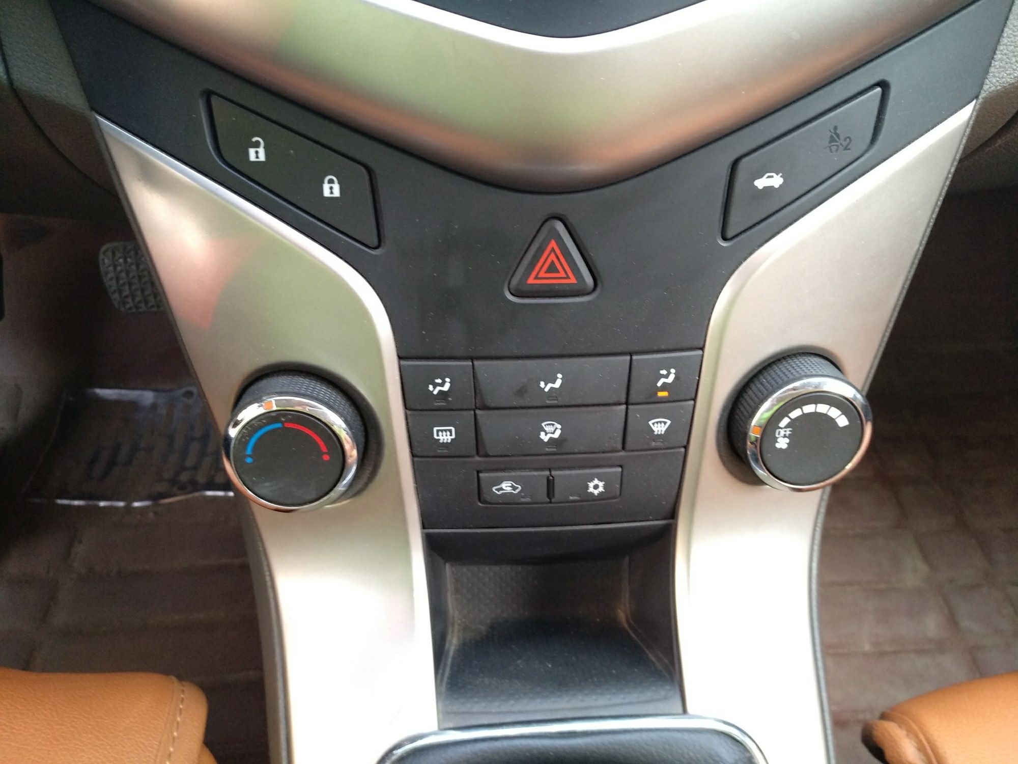 Used Chevrolet Cruze 2015 1.5L Classic SL MT