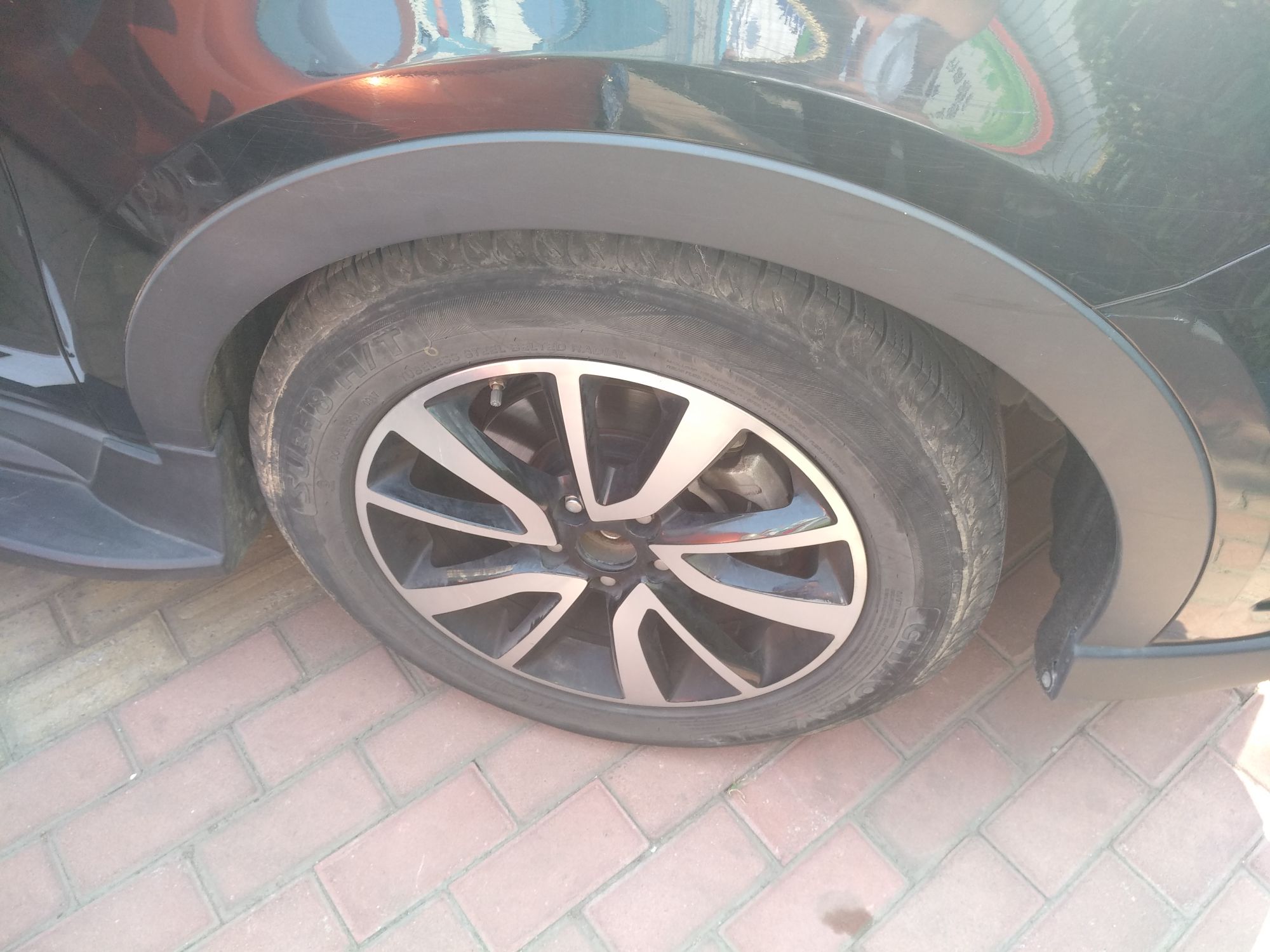 Used Dongfeng Fengon 580 2017 1.5T CVT Luxury Model Right Front Wheel Hub