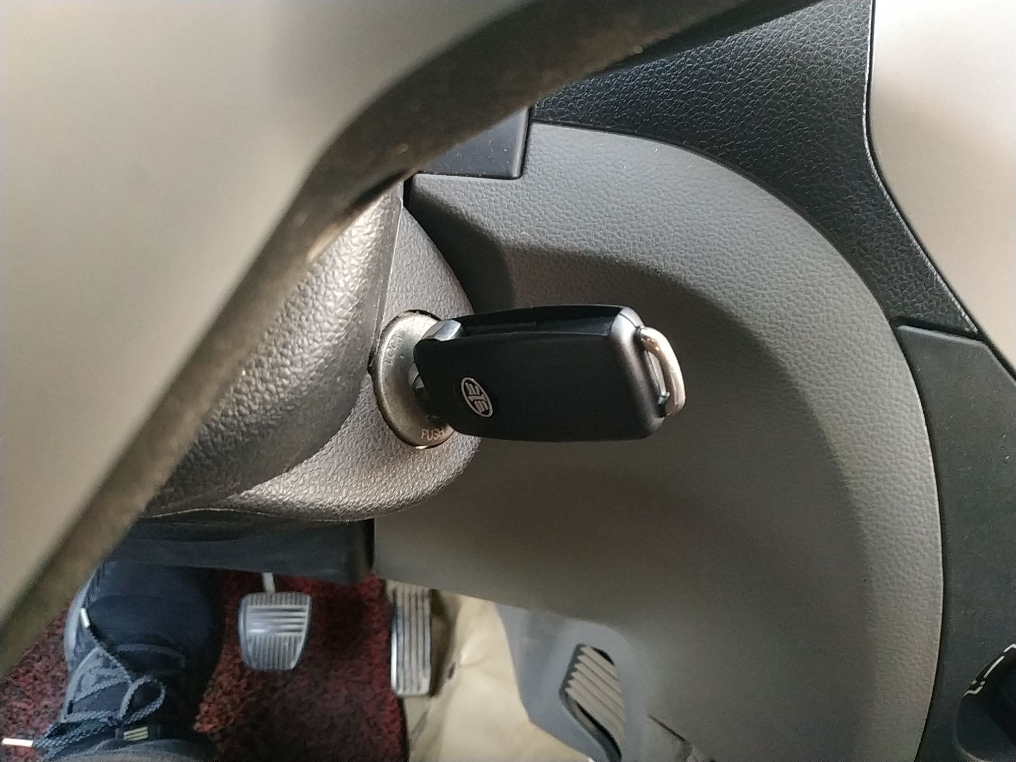 Used FAW Senya S80 2013 1.5L Manual 7-Seater Urban Fashion Edition
