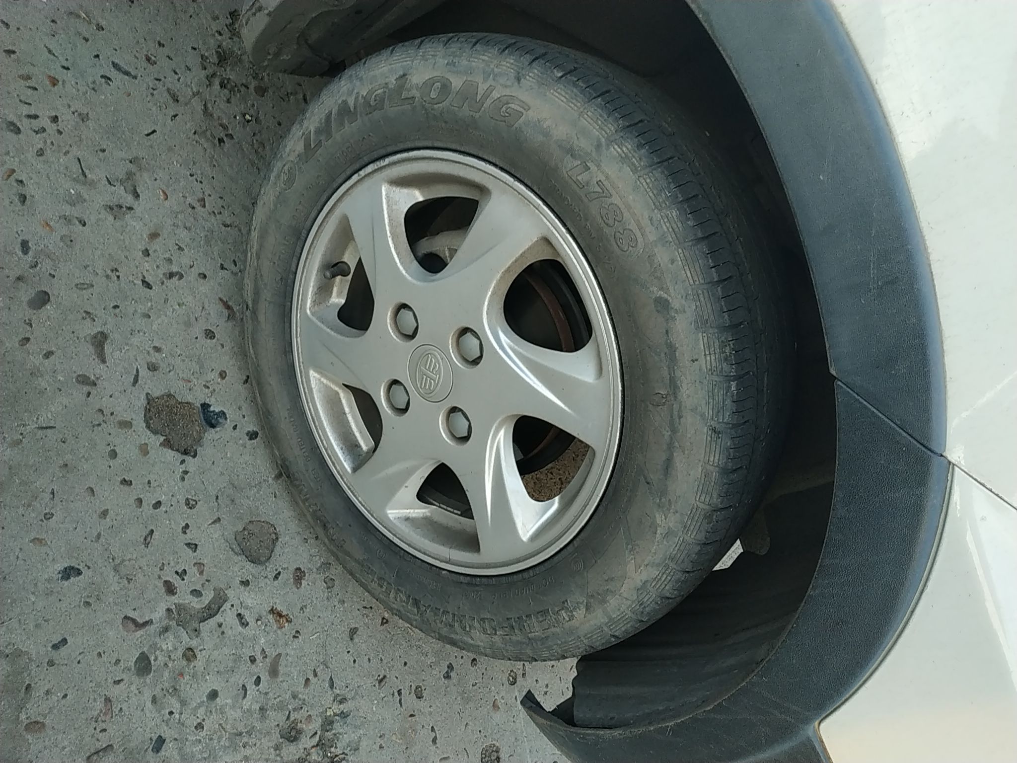 Used FAW Senya S80 2013 1.5L Manual 7-Seater Urban Fashion Edition
