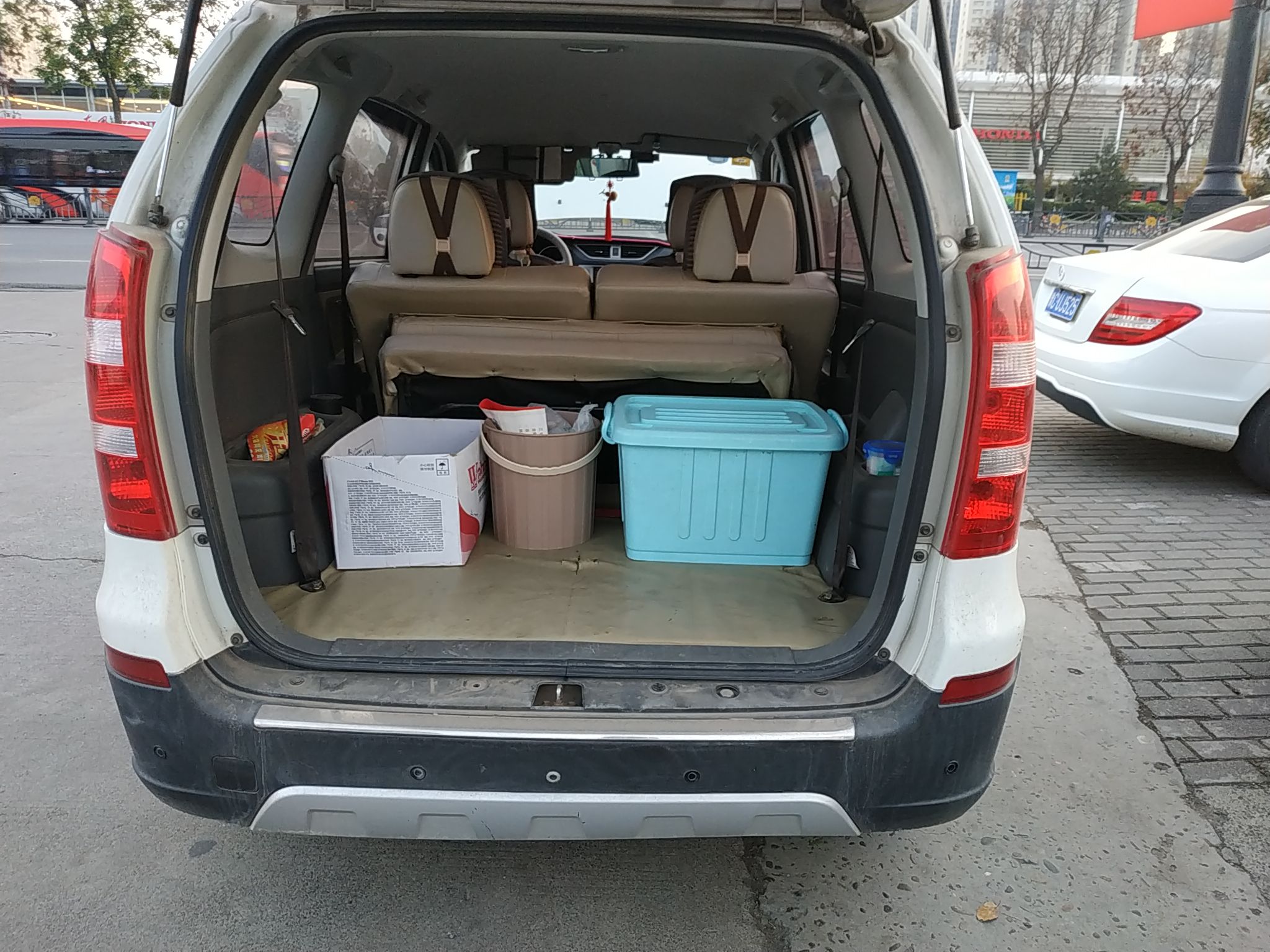 Used FAW Senya S80 2013 1.5L Manual 7-Seater Urban Fashion Edition
