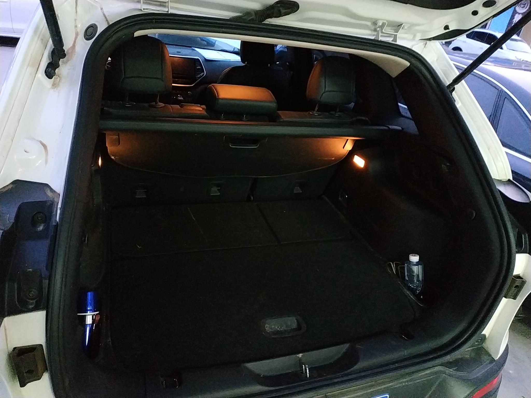 Used Jeep Cherokee 2017 2.4L Leading Edition
