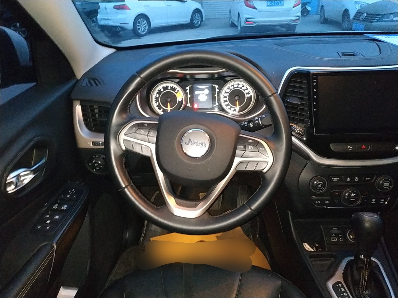 Used Jeep Cherokee 2017 2.4L Leading Edition
