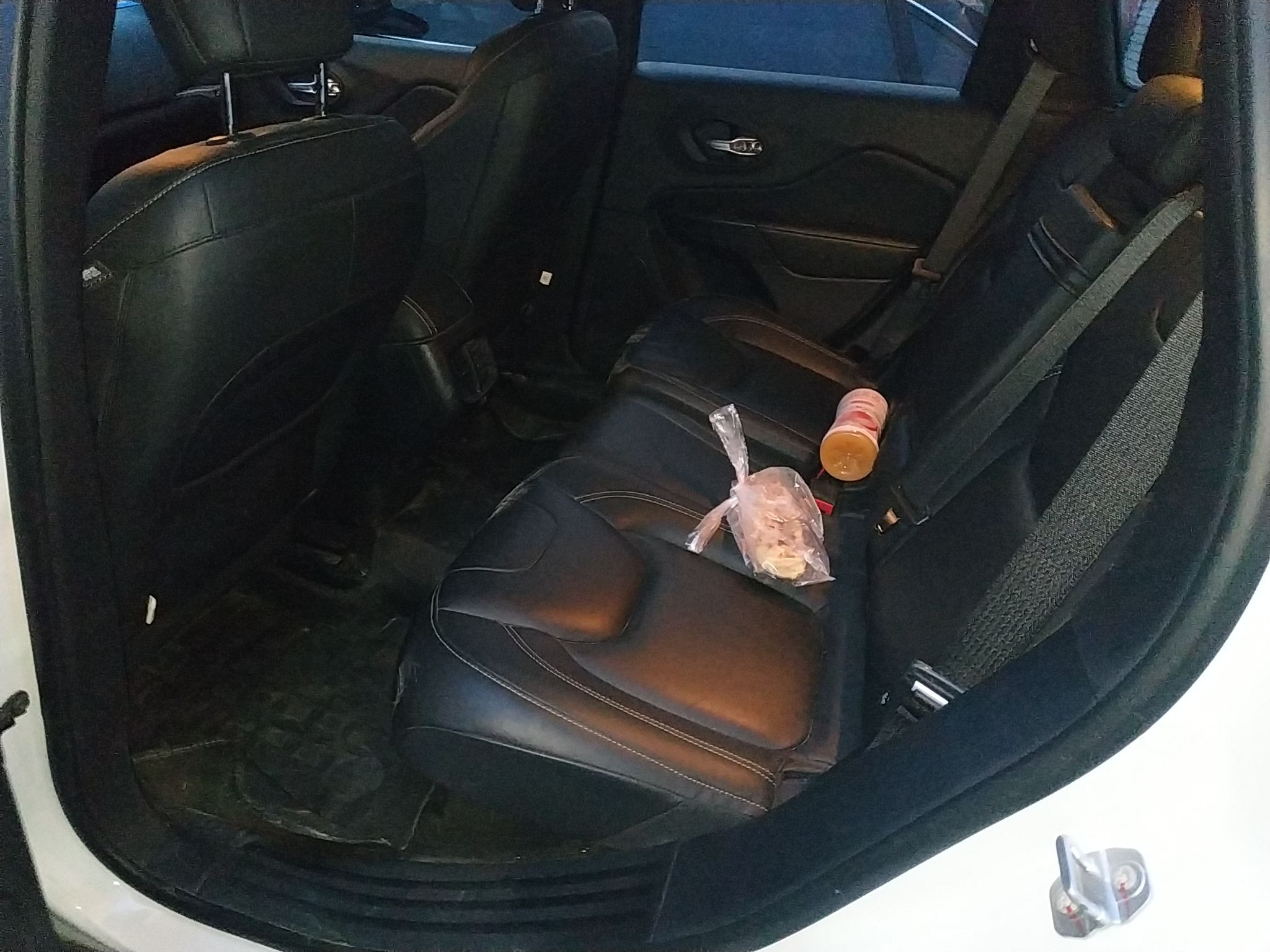 Used Jeep Cherokee 2017 2.4L Leading Edition
