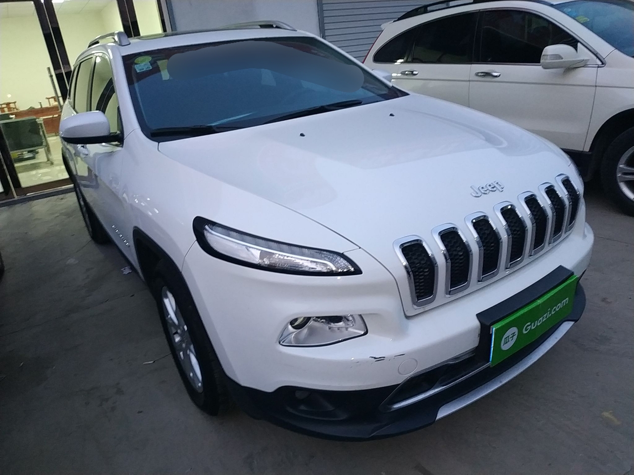 Used Jeep Cherokee 2017 2.4L Leading Edition
