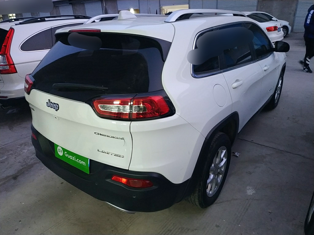 Used Jeep Cherokee 2017 2.4L Leading Edition
