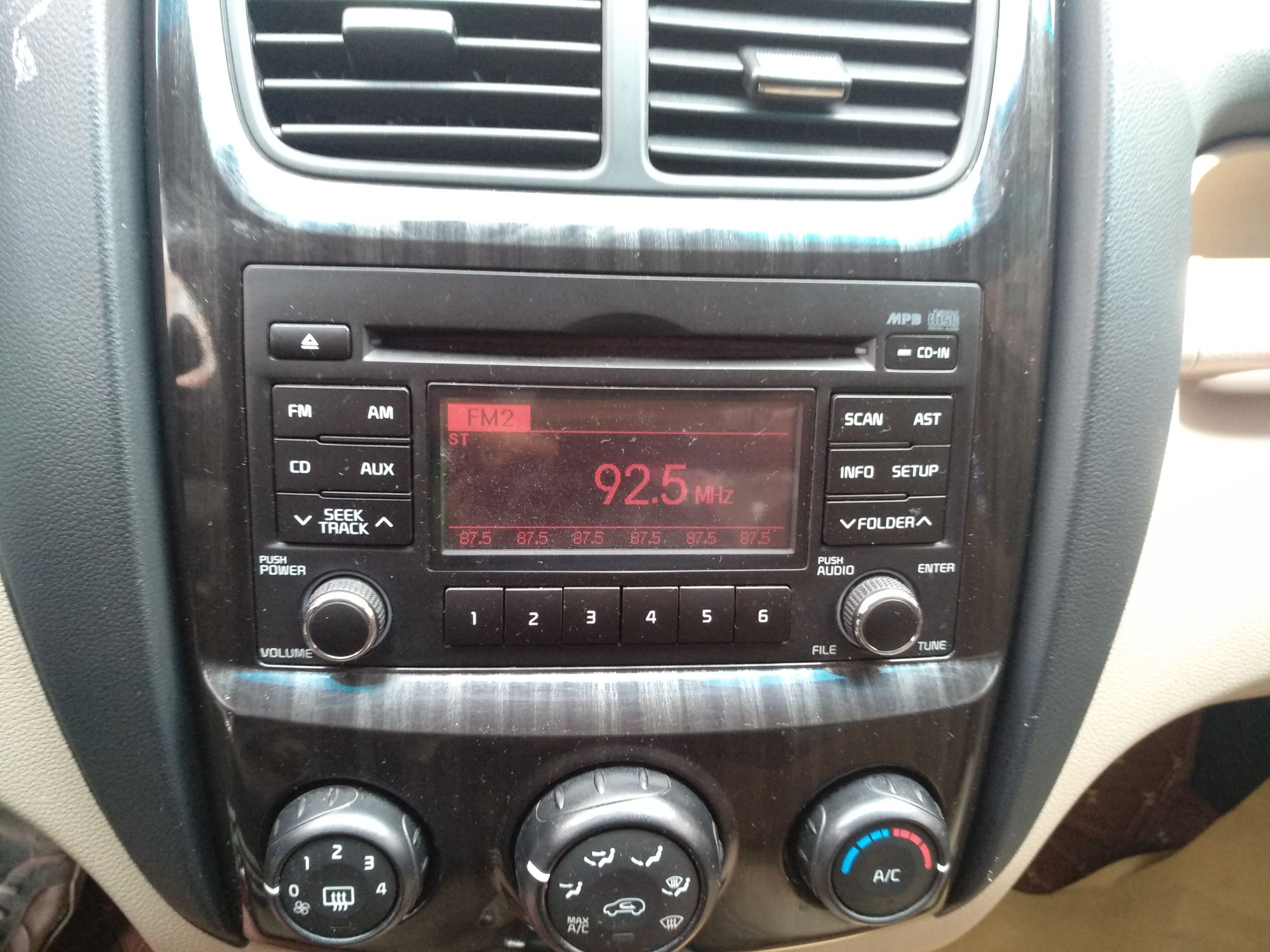 Used Kia Sportage 2013 2.0L Automatic Two-Wheel Drive GL Trim
