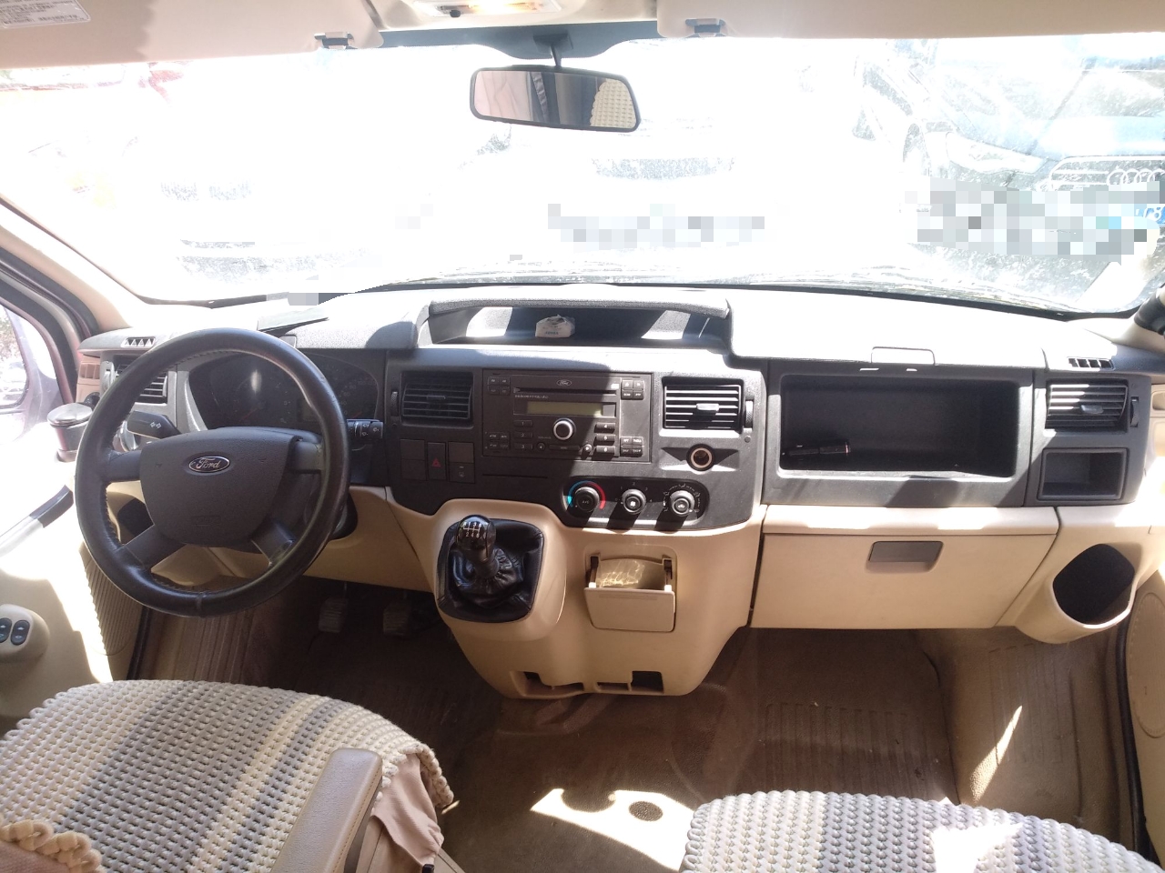 Used Ford Transit Custom 2009 2.4T Diesel Standard Version Short Wheelbase Mid-Roof China Stage III
