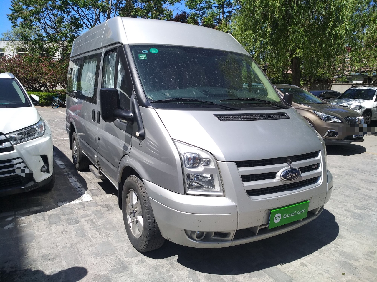 Used Ford Transit Custom 2009 2.4T Diesel Standard Version Short Wheelbase Mid-Roof China Stage III
