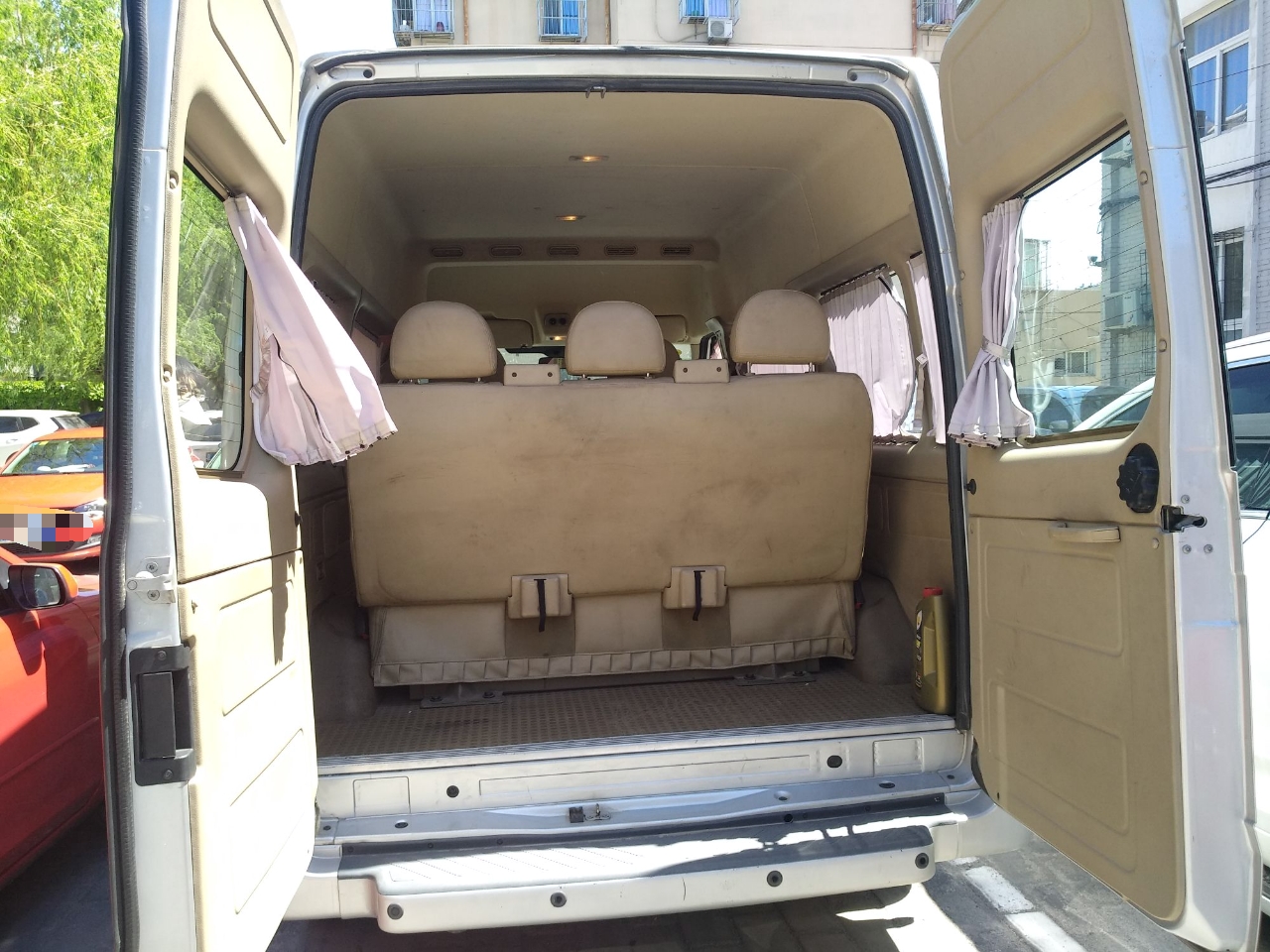 Used Ford Transit Custom 2009 2.4T Diesel Standard Version Short Wheelbase Mid-Roof China Stage III
