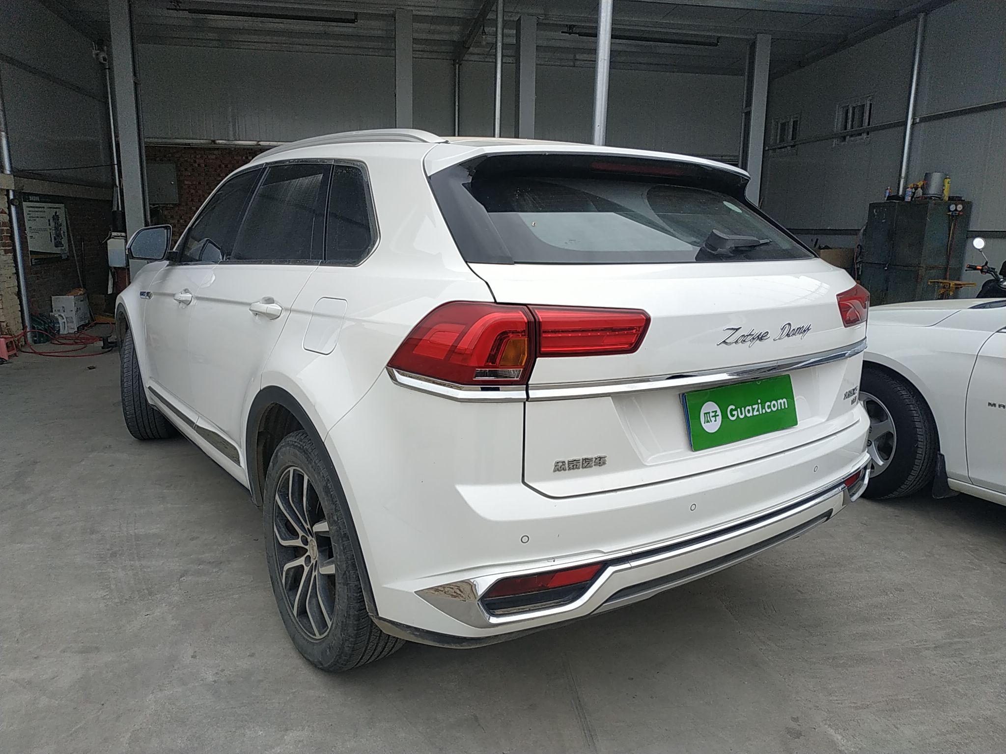 Used Zotye Domy X7 2017 Upgraded Edition 1.8T DCT Huashan Model