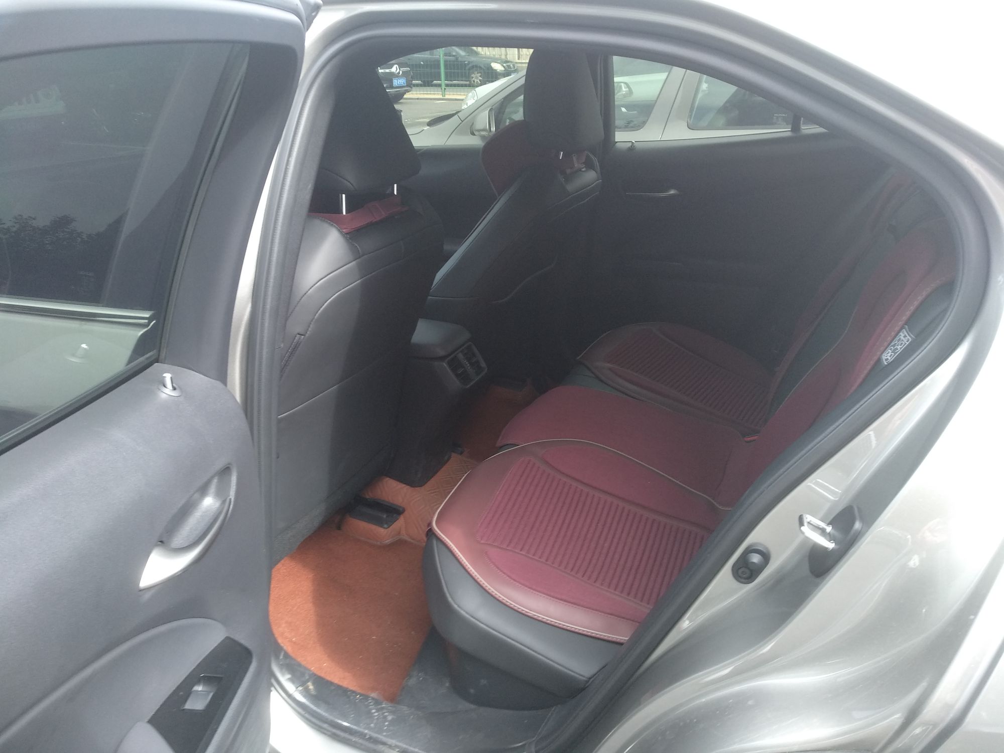 Used Lexus UX 2019 260h Explore-Cool Edition China VI Standard