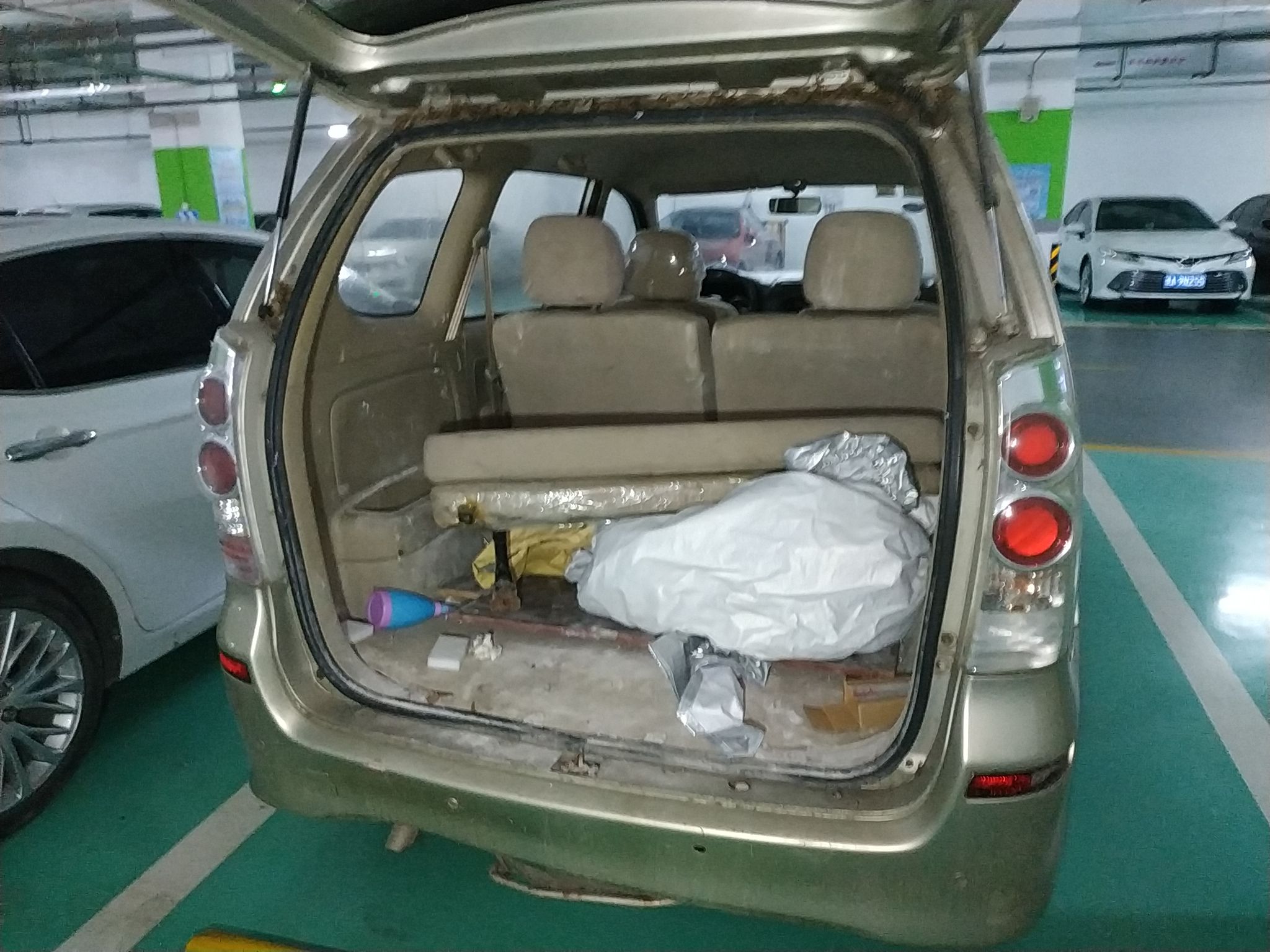 Used FAW Senya M80 2011 Value Edition 1.3L Manual 7-Seater
