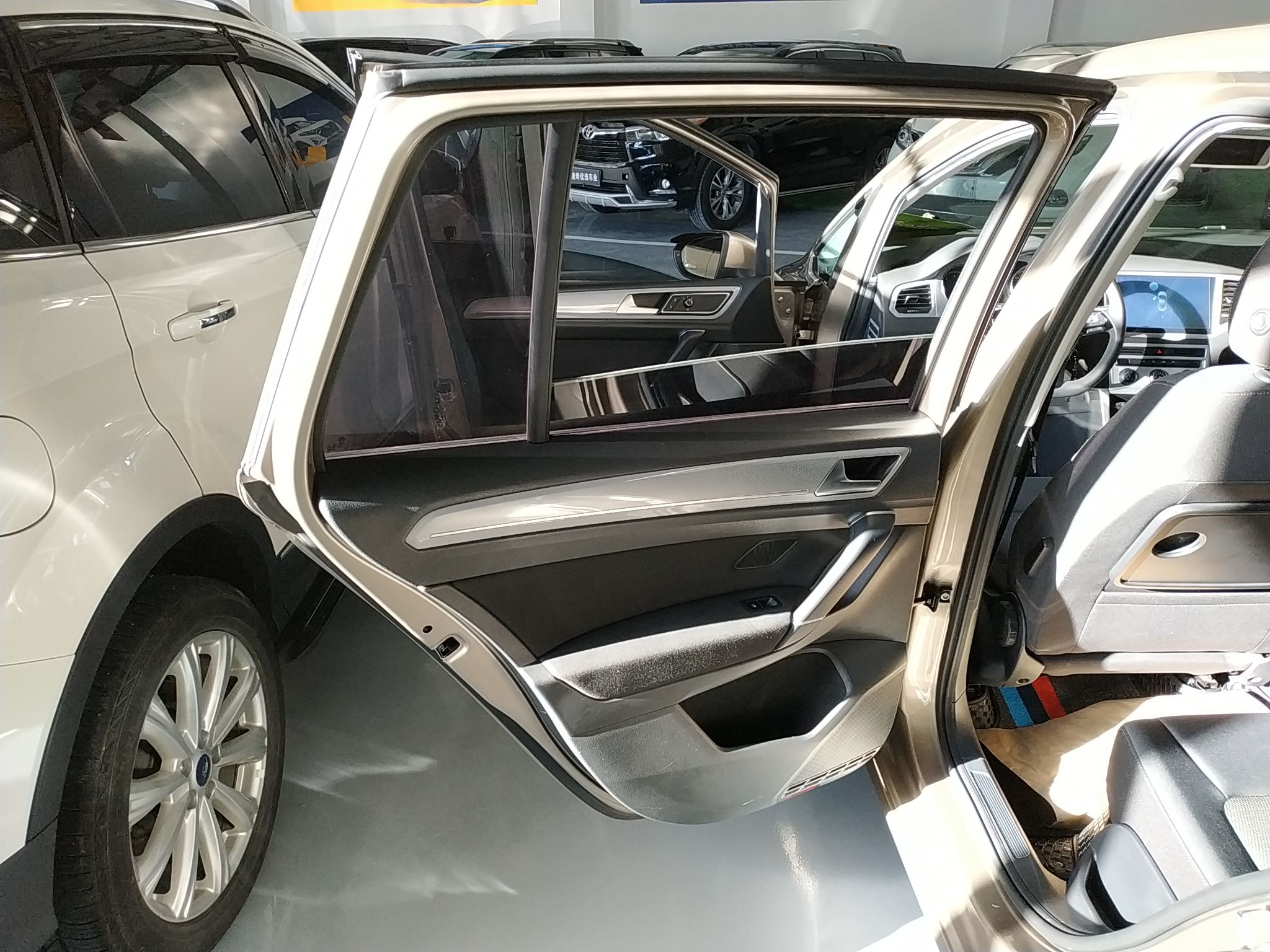 Used Volkswagen Golf Sportsvan 2016 230TSI Automatic Trend Edition