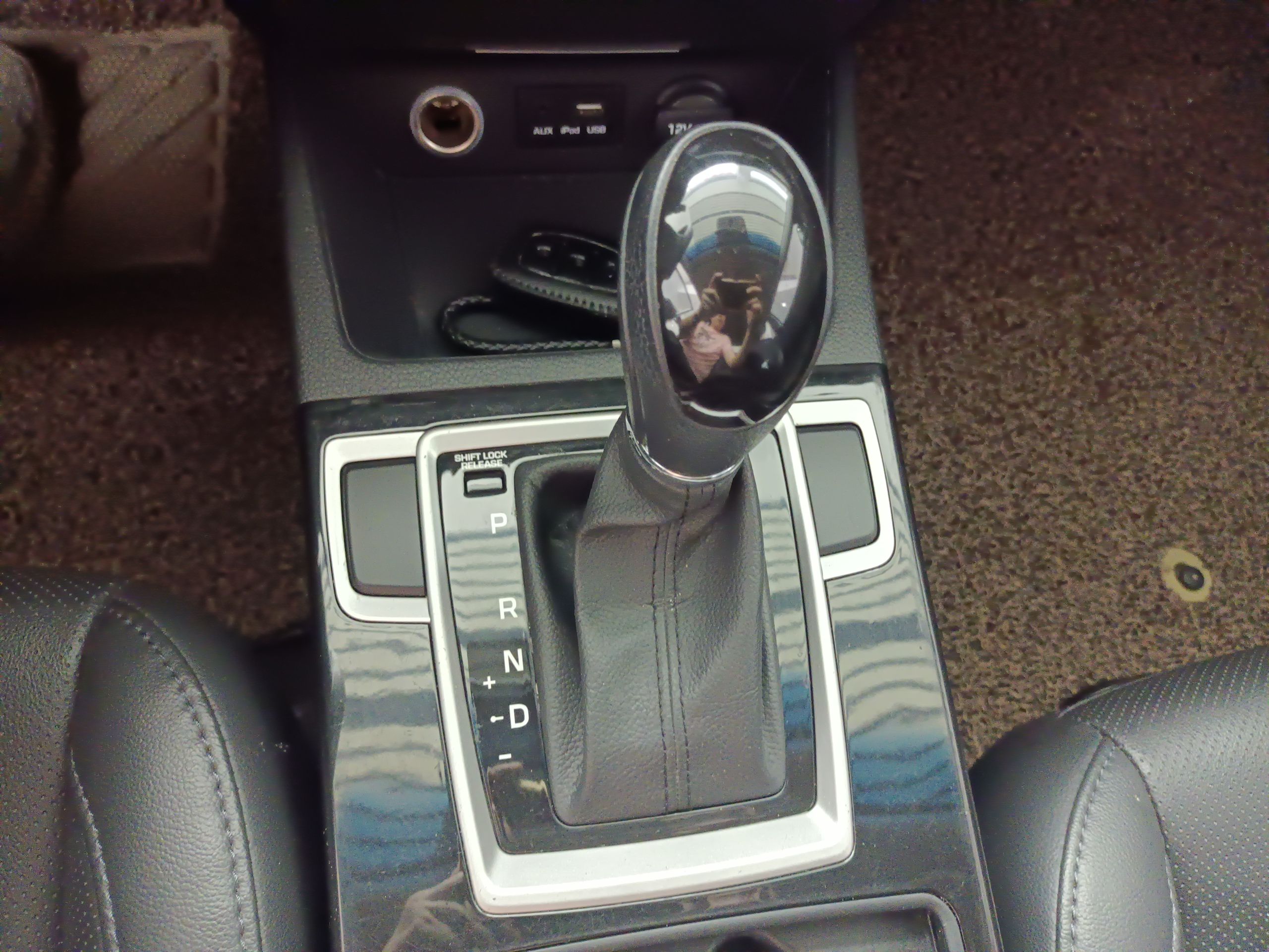 Used Hyundai Mistra 2014 1.8L Automatic Smart GLS Gear Lever