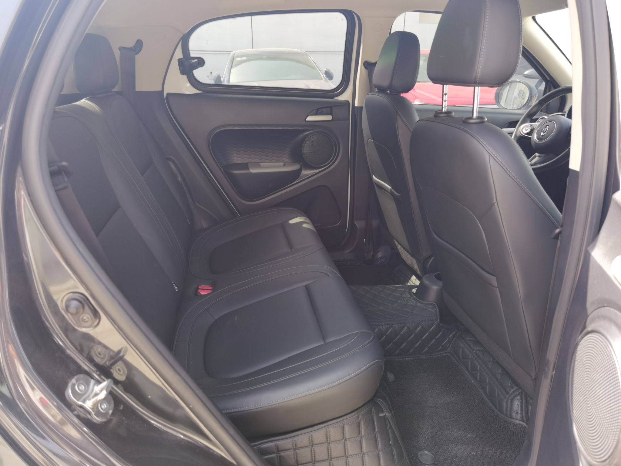 Used ORA Black Cat 2019 351 km Family Edition
