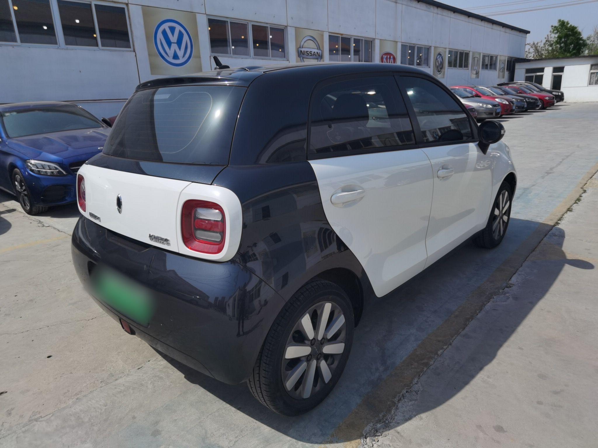 Used ORA Black Cat 2019 351 km Family Edition
