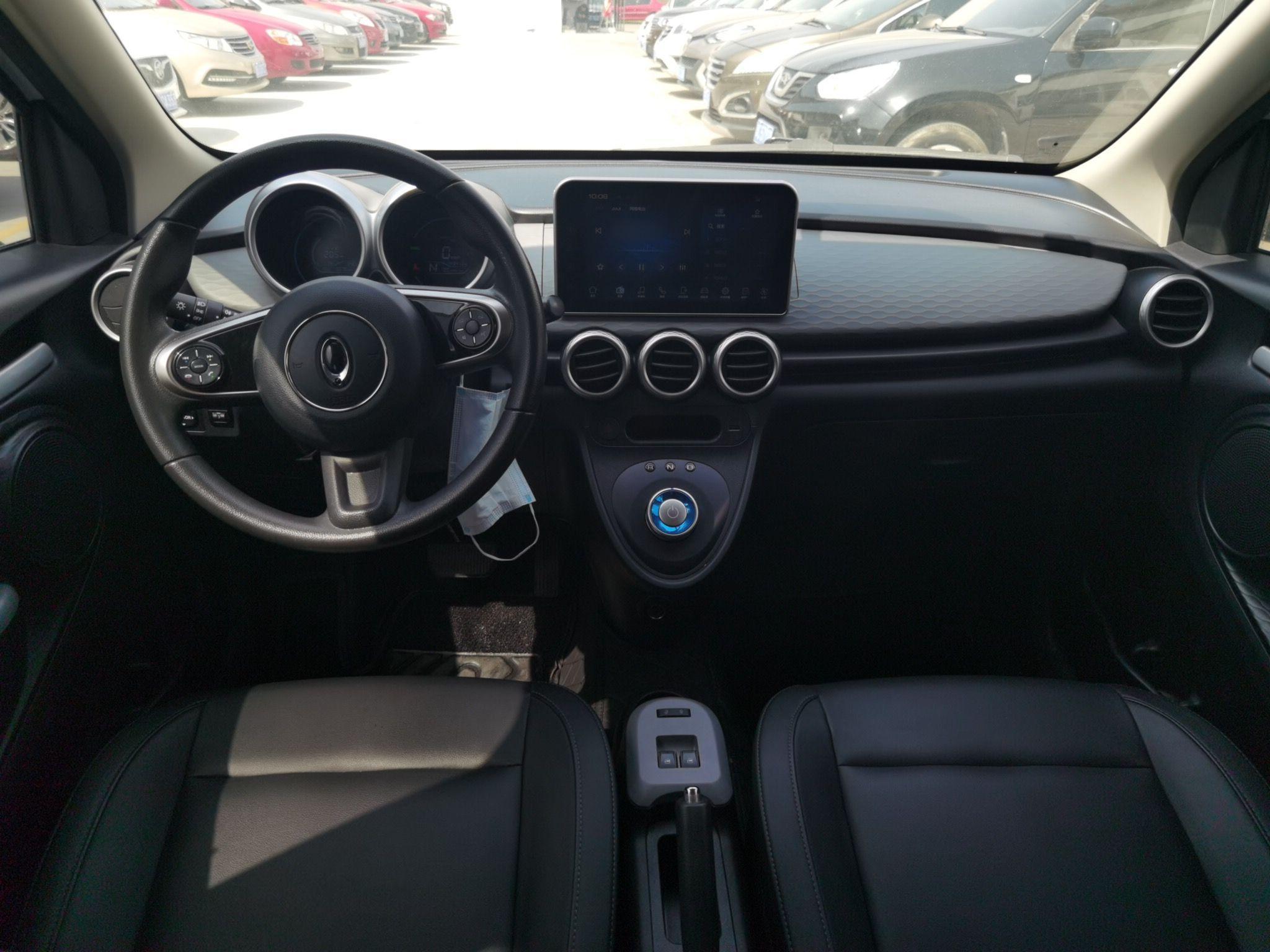 Used ORA Black Cat 2019 351 km Family Edition

