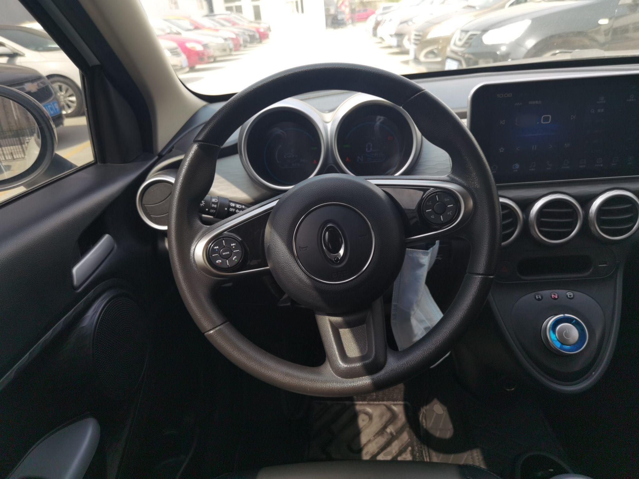 Used ORA Black Cat 2019 351 km Family Edition

