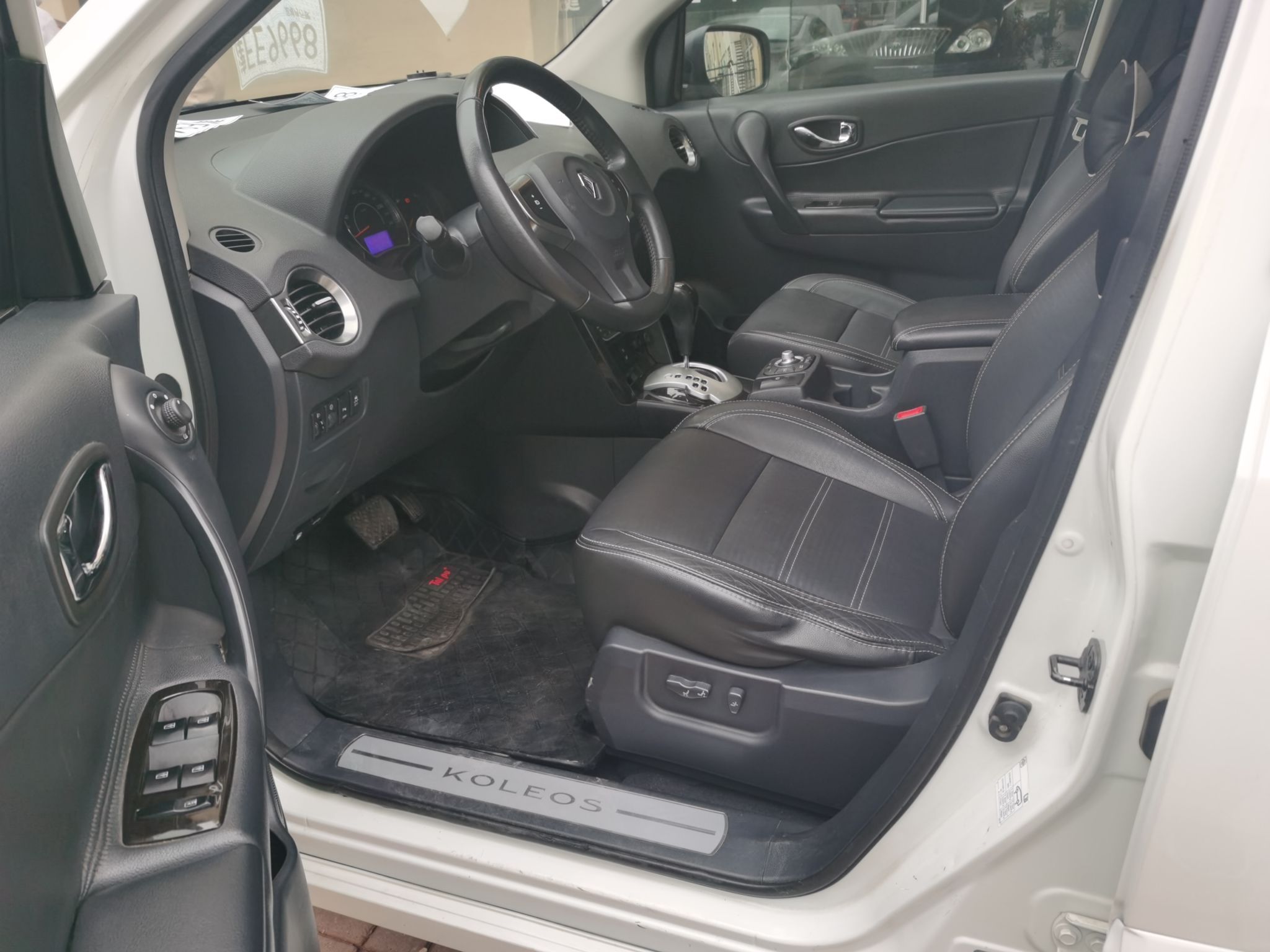 Used Renault Koleos 2013 2.5L Two-Wheel Drive Comfort Edition
