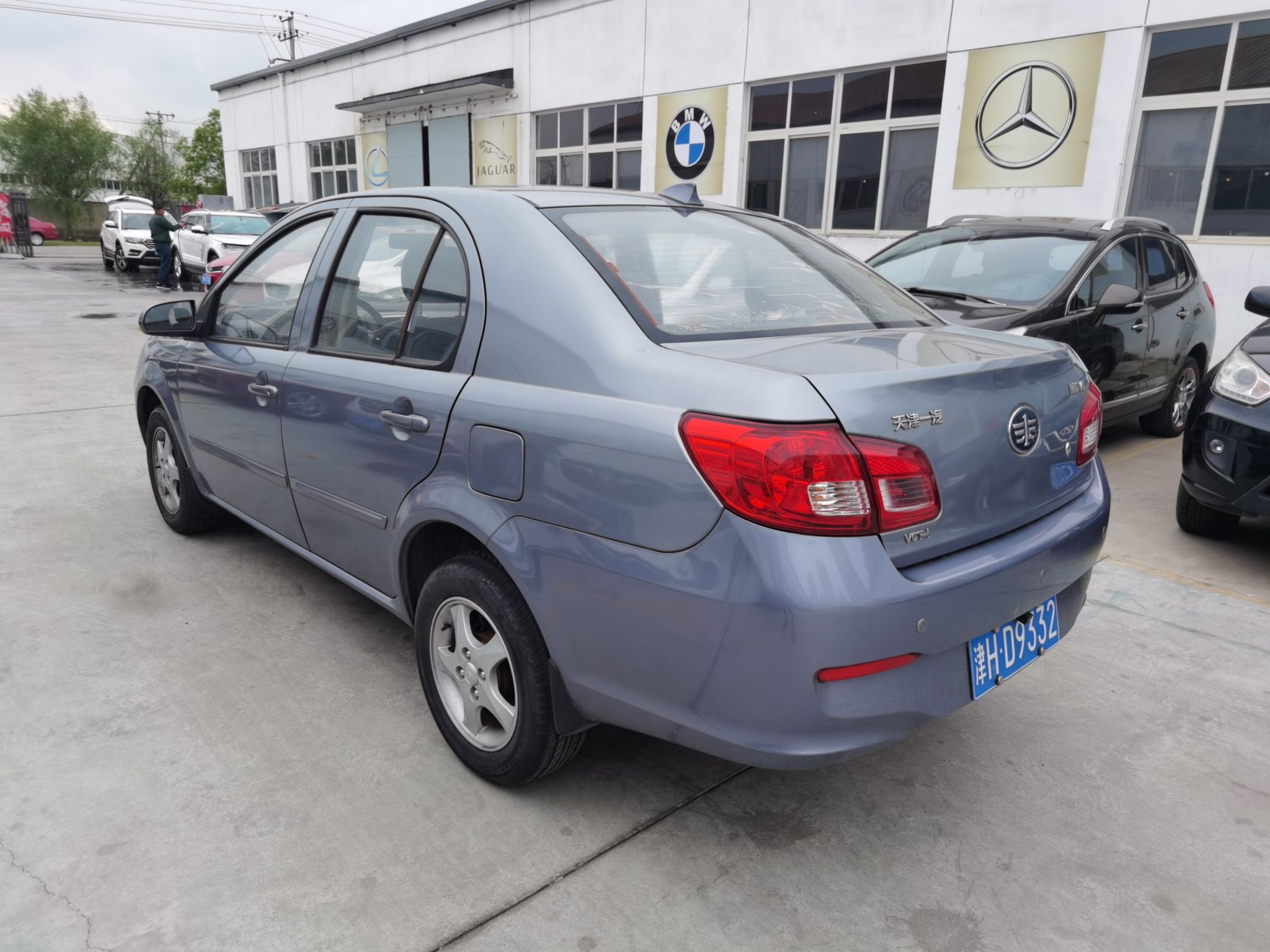 Used FAW Weizhi V5 2013 1.5L Manual Elite Model China IV Standard
