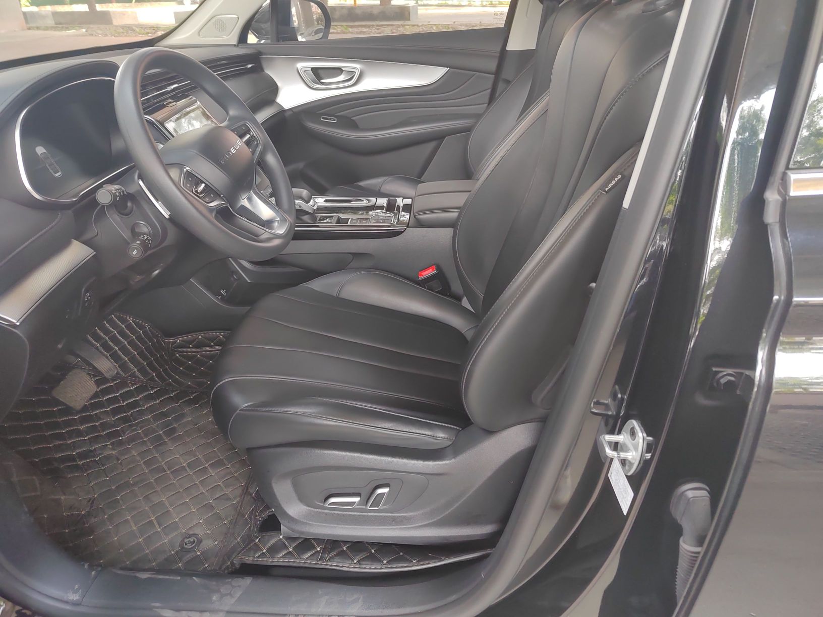 Used Roewe RX5 MAX 2019 400TGI Automatic 4G Connect Luxury Edition
