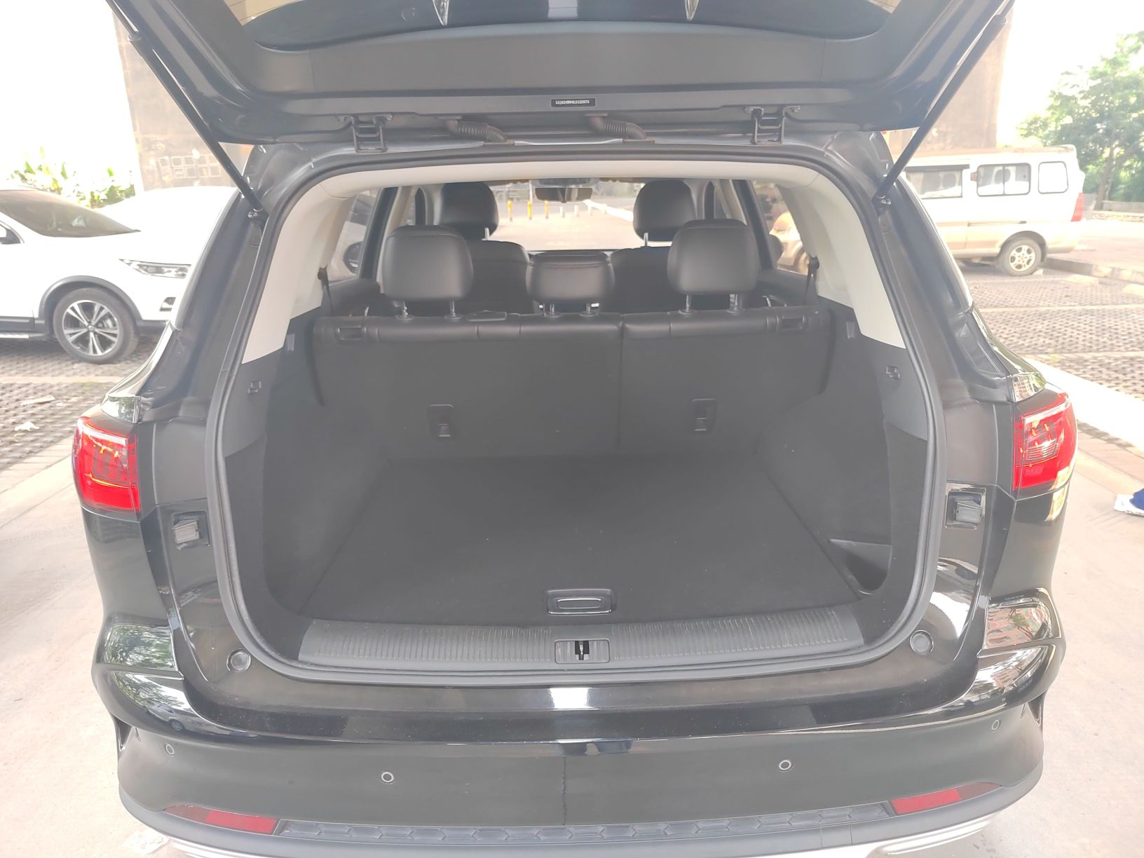 Used Roewe RX5 MAX 2019 400TGI Automatic 4G Connect Luxury Edition
