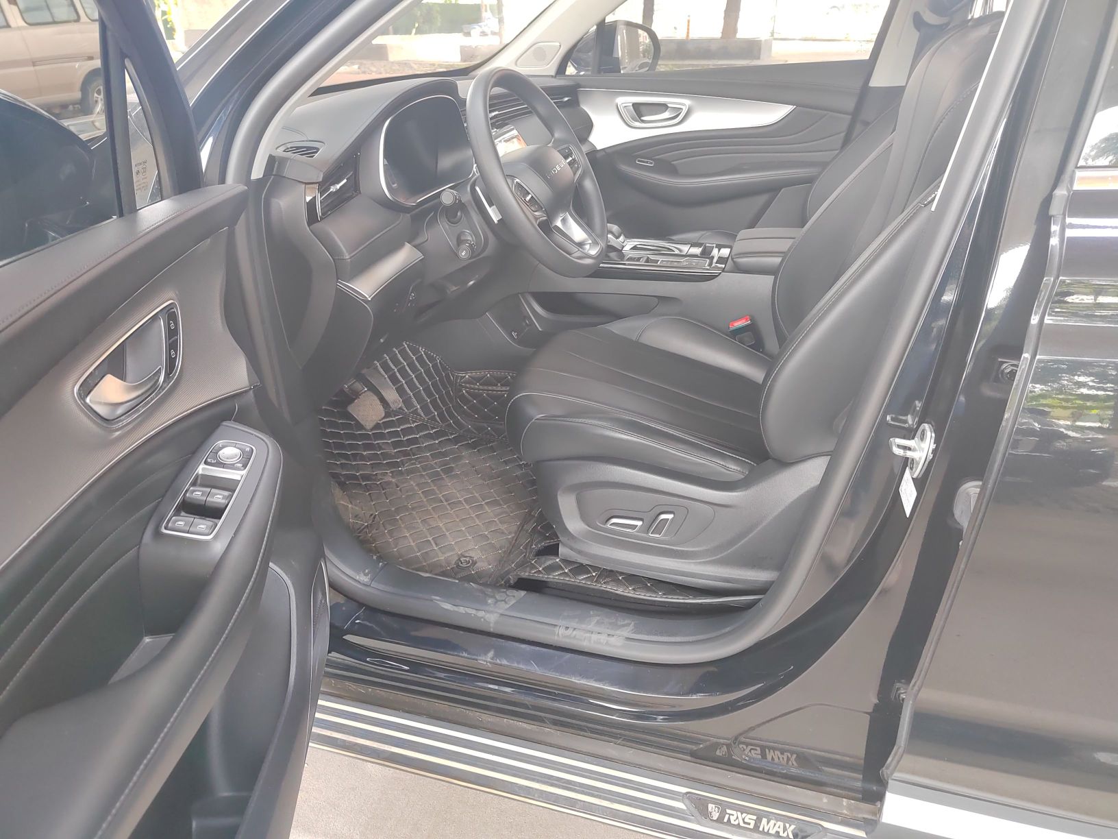 Used Roewe RX5 MAX 2019 400TGI Automatic 4G Connect Luxury Edition
