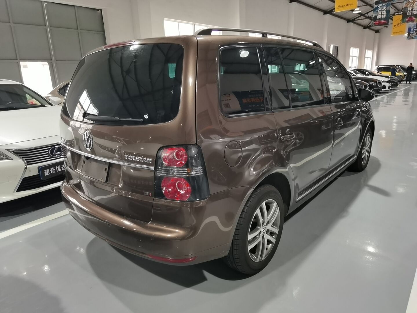 Used Volkswagen Touran 2011 1.4T DSG ZhiZhen Edition 5 Seats
