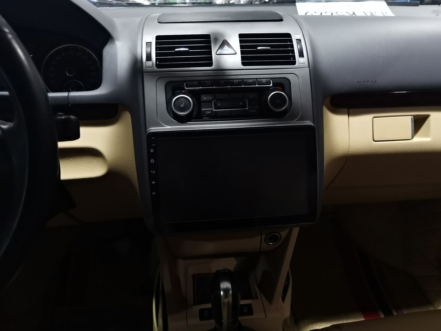 Used Volkswagen Touran 2011 1.4T DSG ZhiZhen Edition 5 Seats
