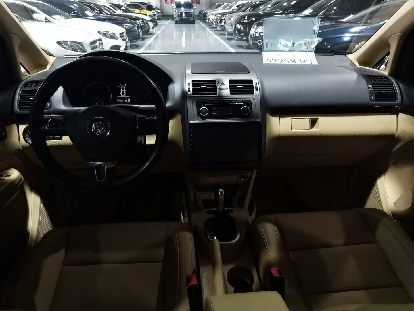 Used Volkswagen Touran 2011 1.4T DSG ZhiZhen Edition 5 Seats
