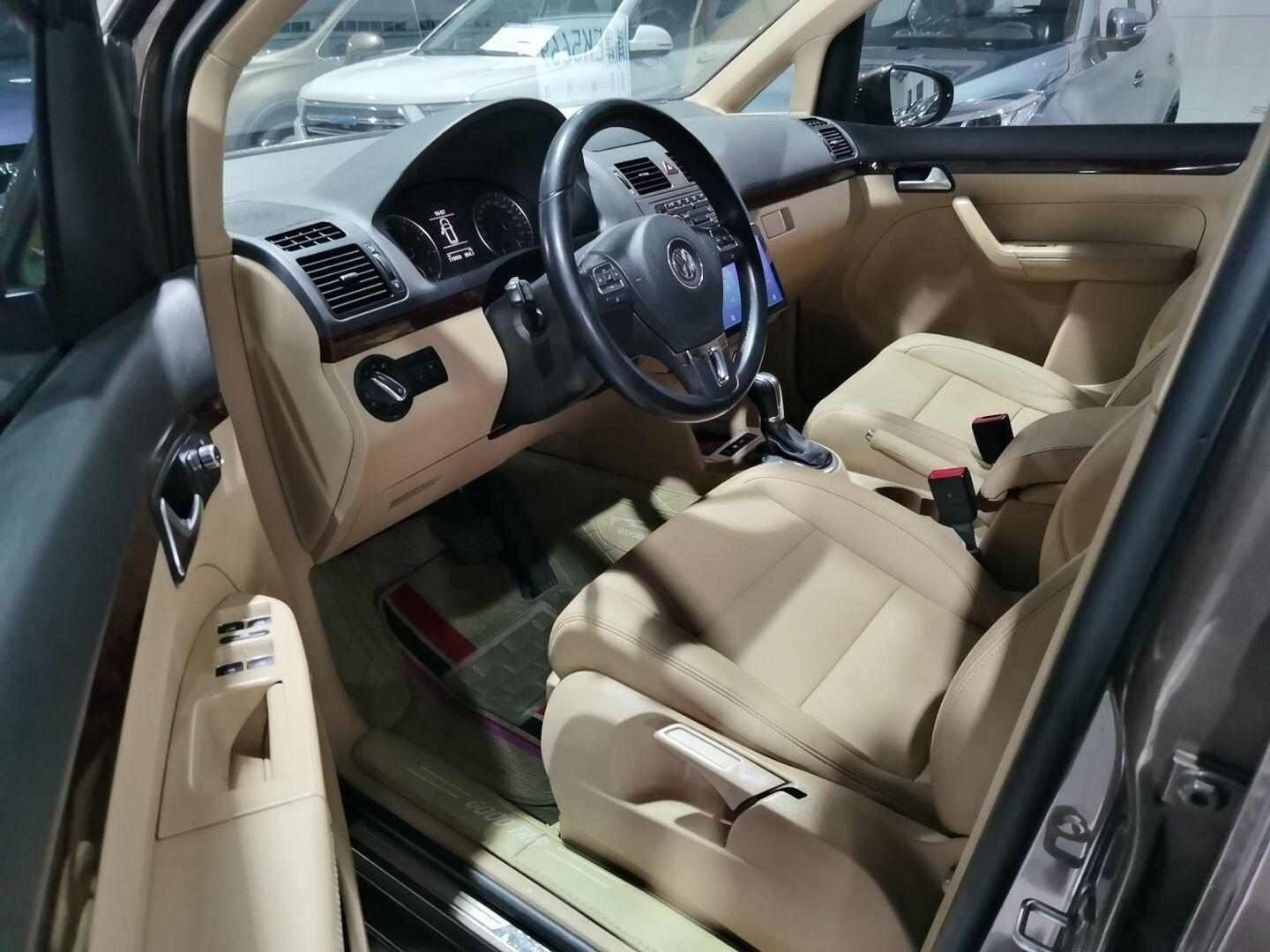 Used Volkswagen Touran 2011 1.4T DSG ZhiZhen Edition 5 Seats
