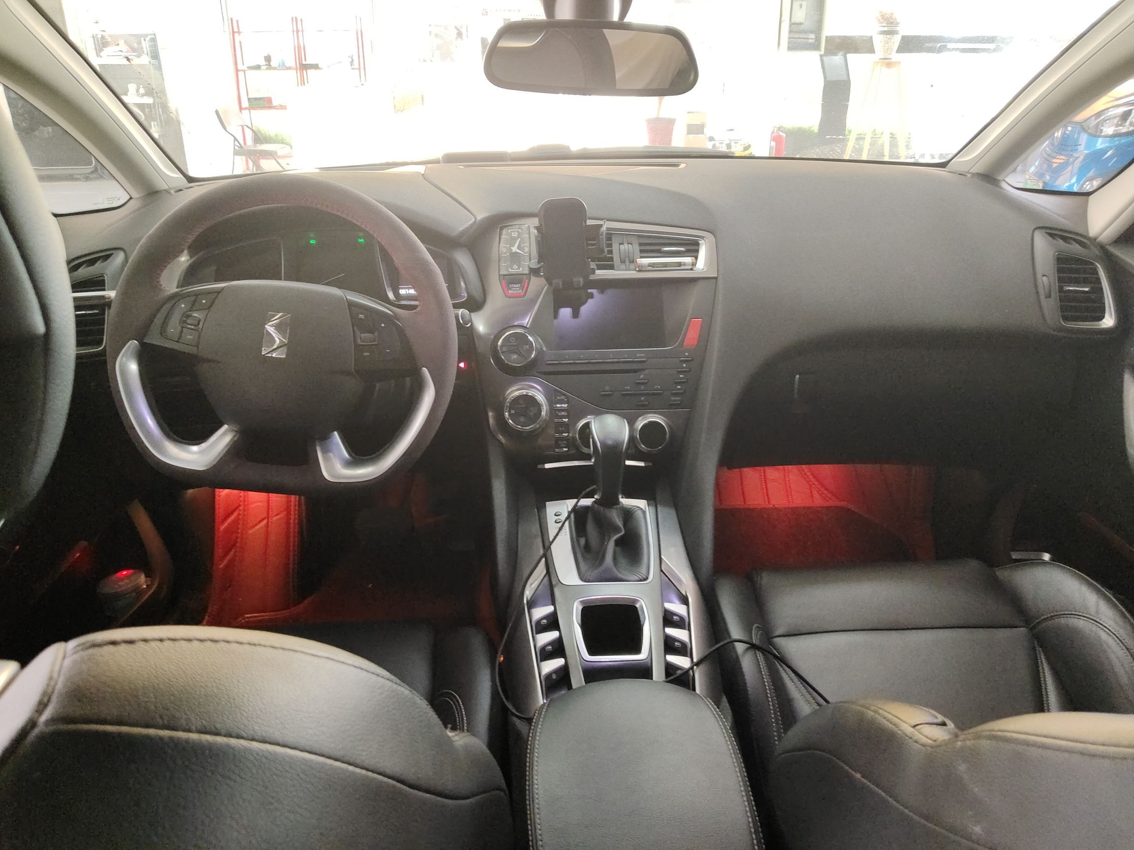 Used DS 5 2015 1.6T Luxury Edition THP160 Center Console