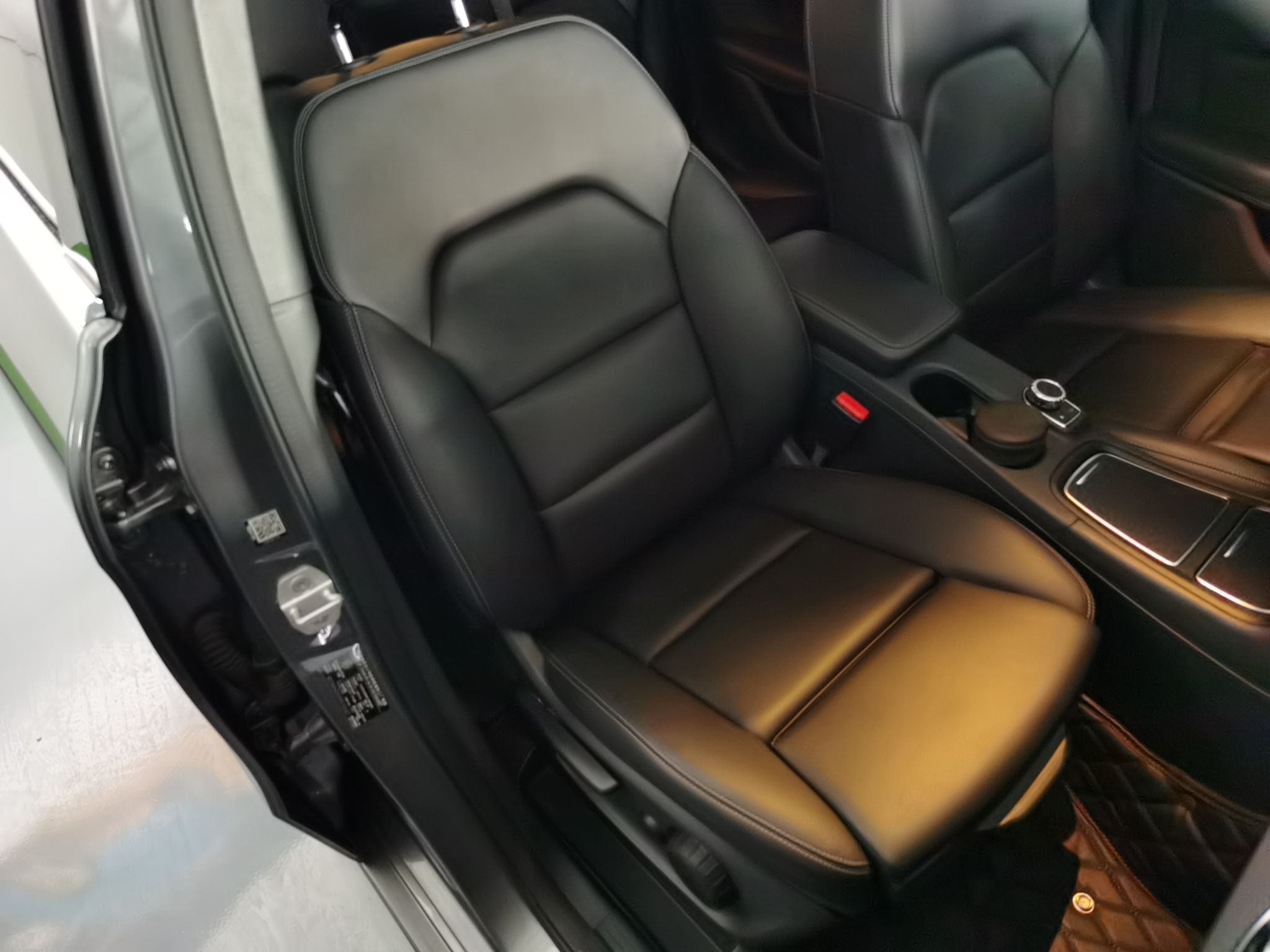 Used Mercedes-Benz B-Class 2015 B 200 Luxury Model Right Front Seat