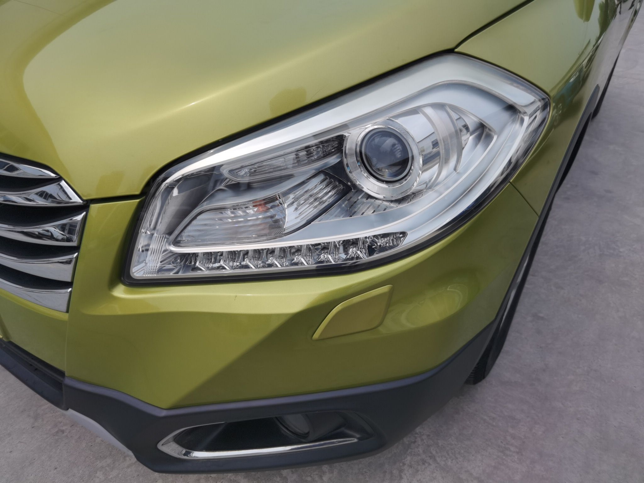 Used Suzuki S-Cross 2014 1.6L CVT Two-Wheel Drive Elite Version
