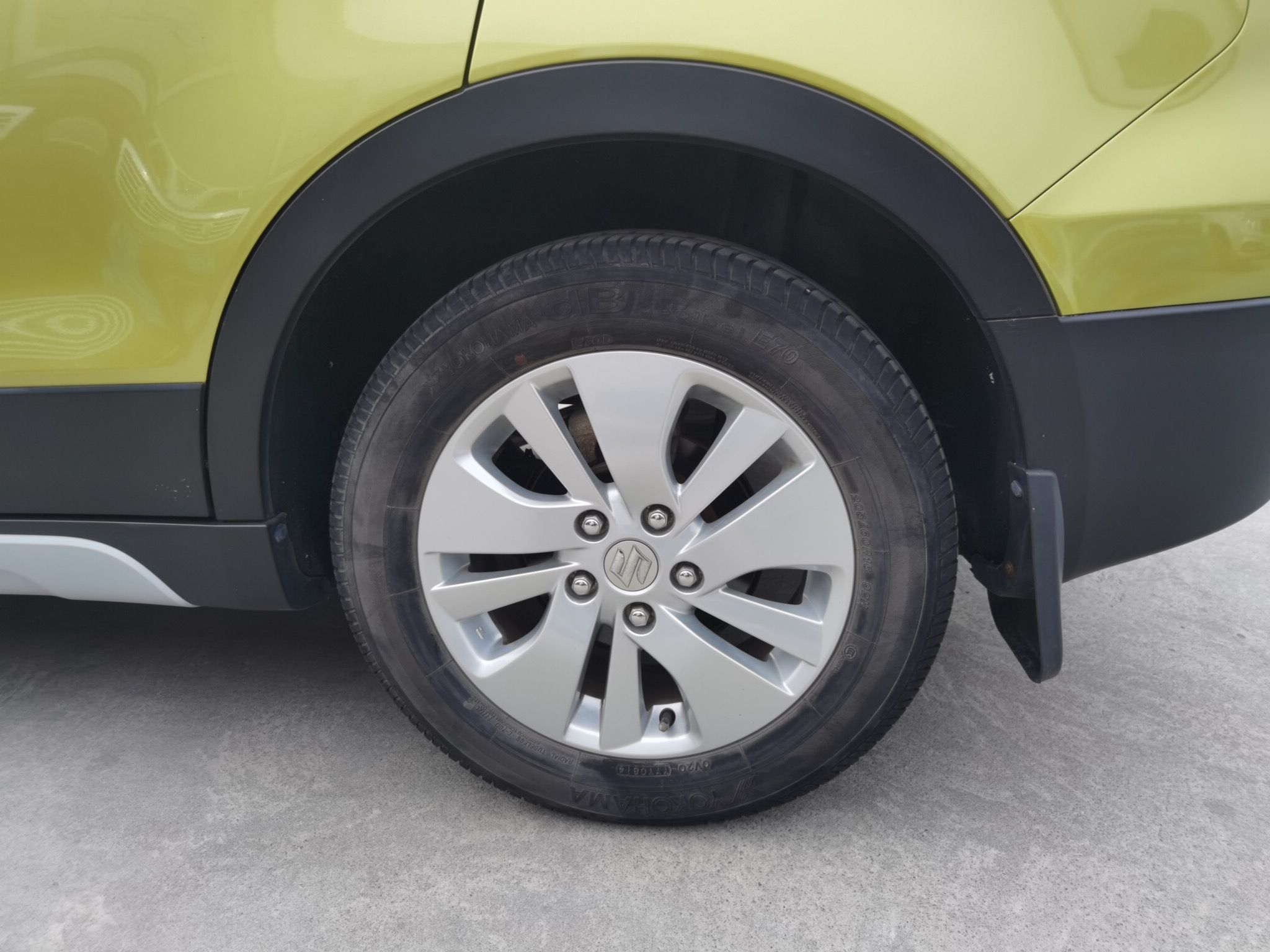 Used Suzuki S-Cross 2014 1.6L CVT Two-Wheel Drive Elite Version
