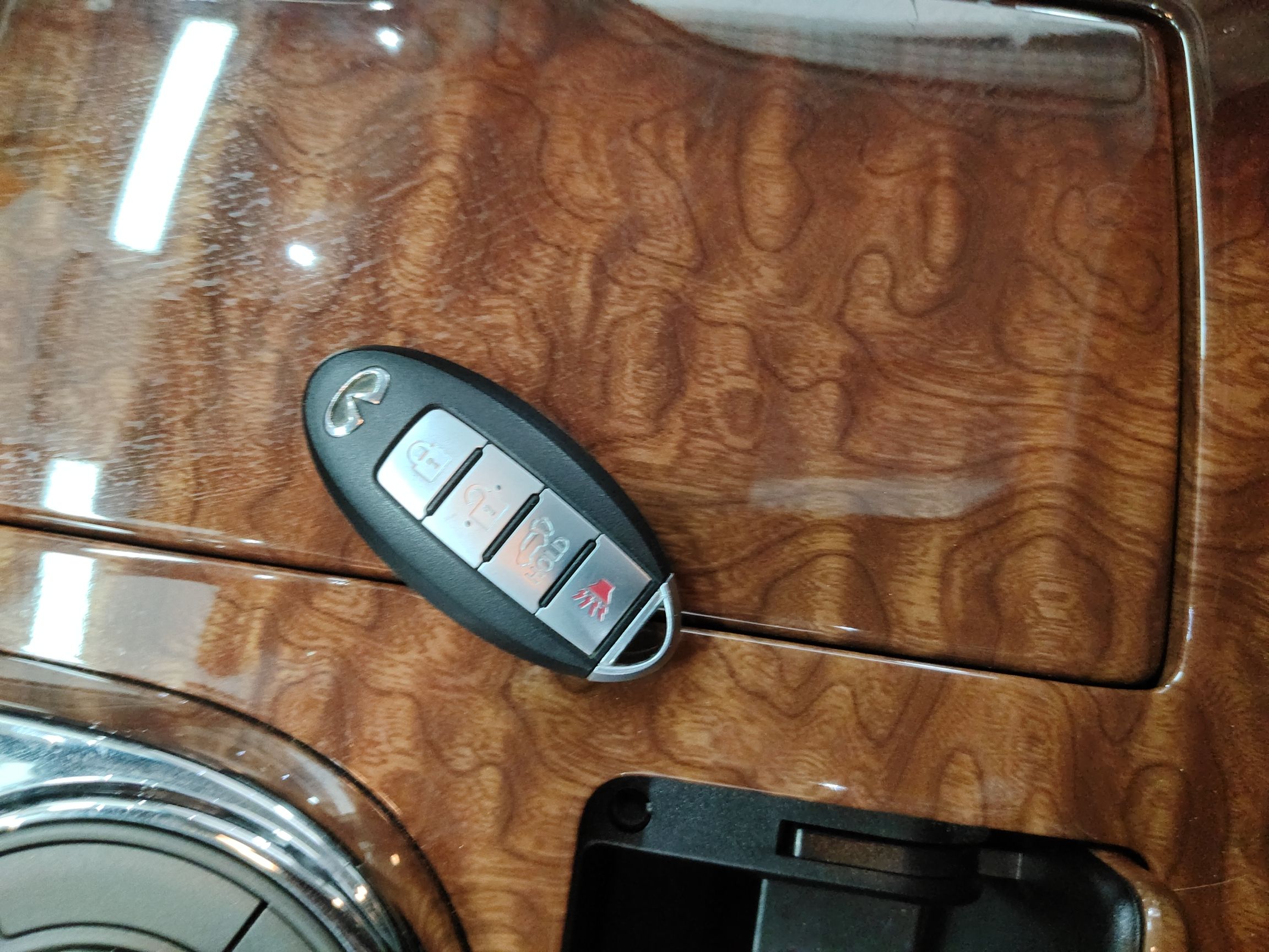 Used Infiniti QX80 2016 5.6L 4WD