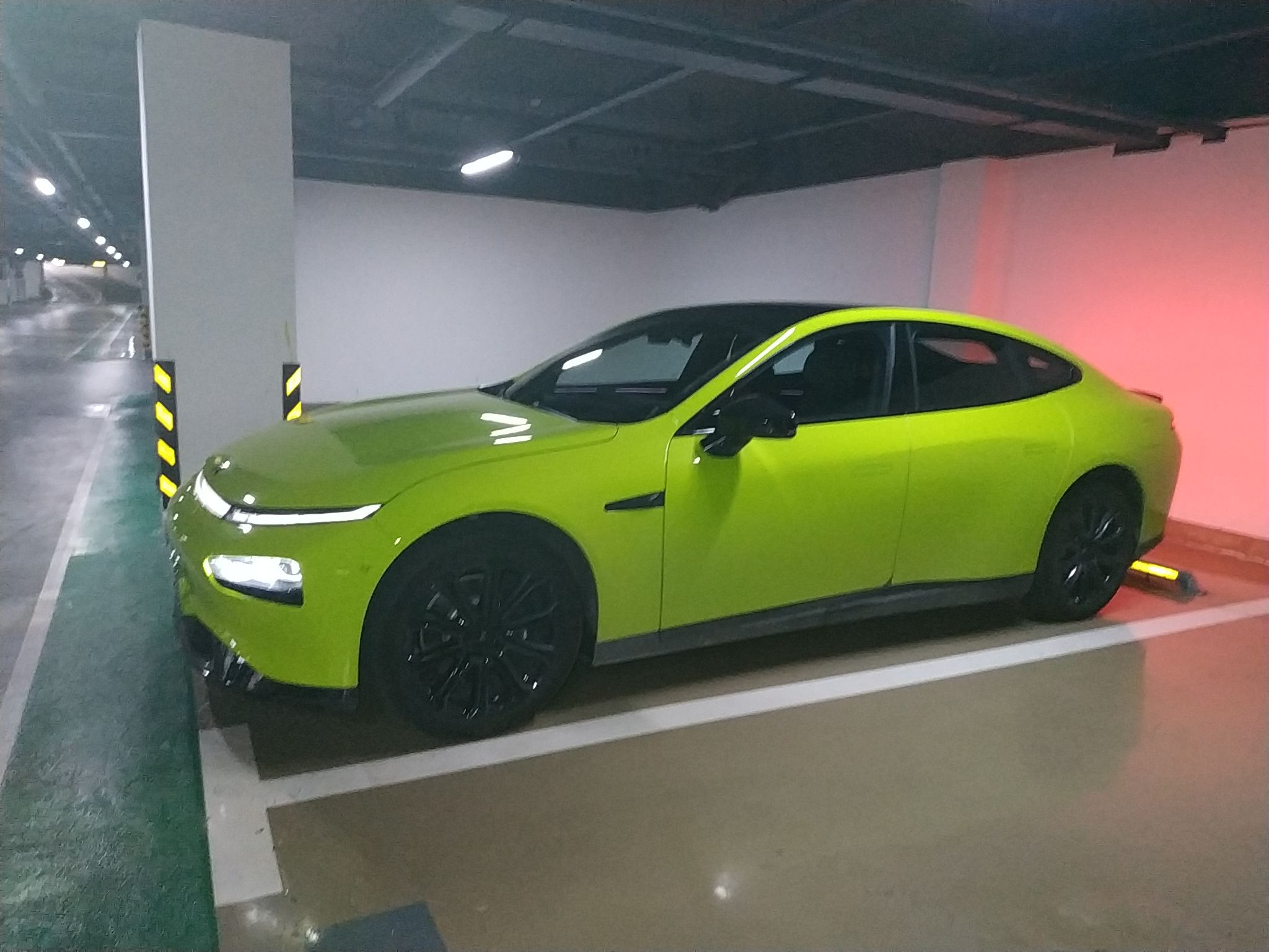 Used XPeng P7 2021 670E Pengyi Edition Left Side