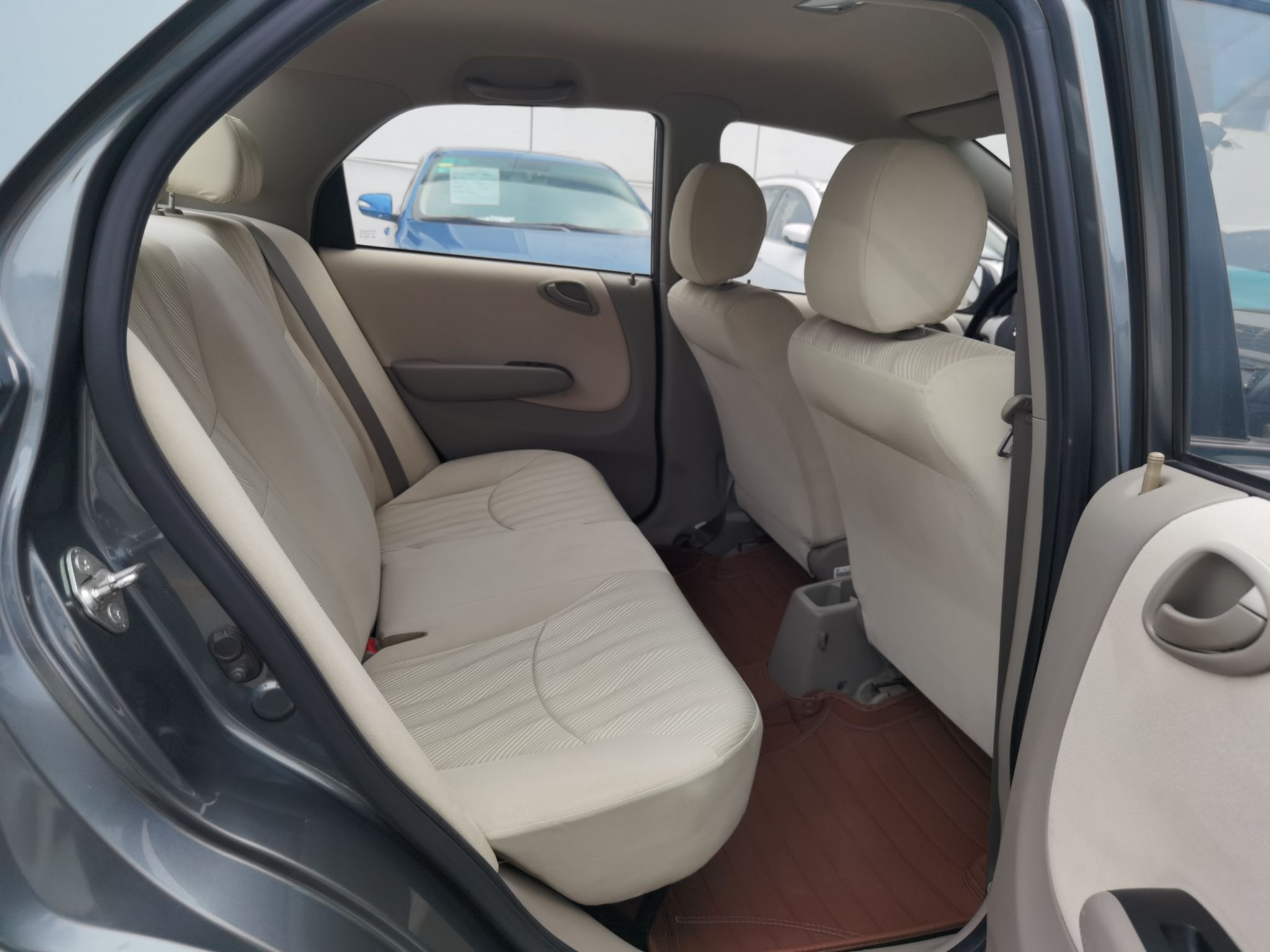 Used Everus S1 2012 1.3L Automatic Comfort Edition
