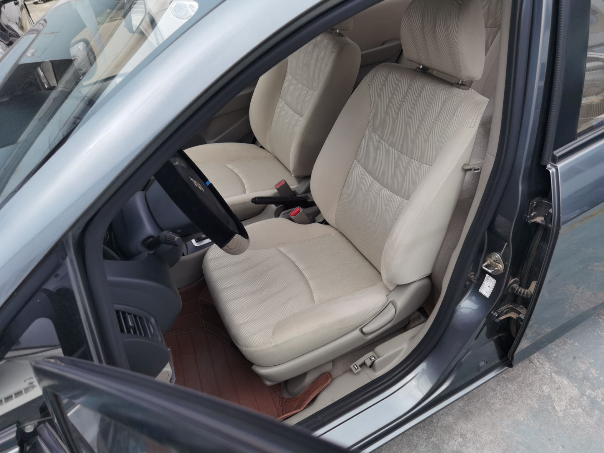 Used Everus S1 2012 1.3L Automatic Comfort Edition
