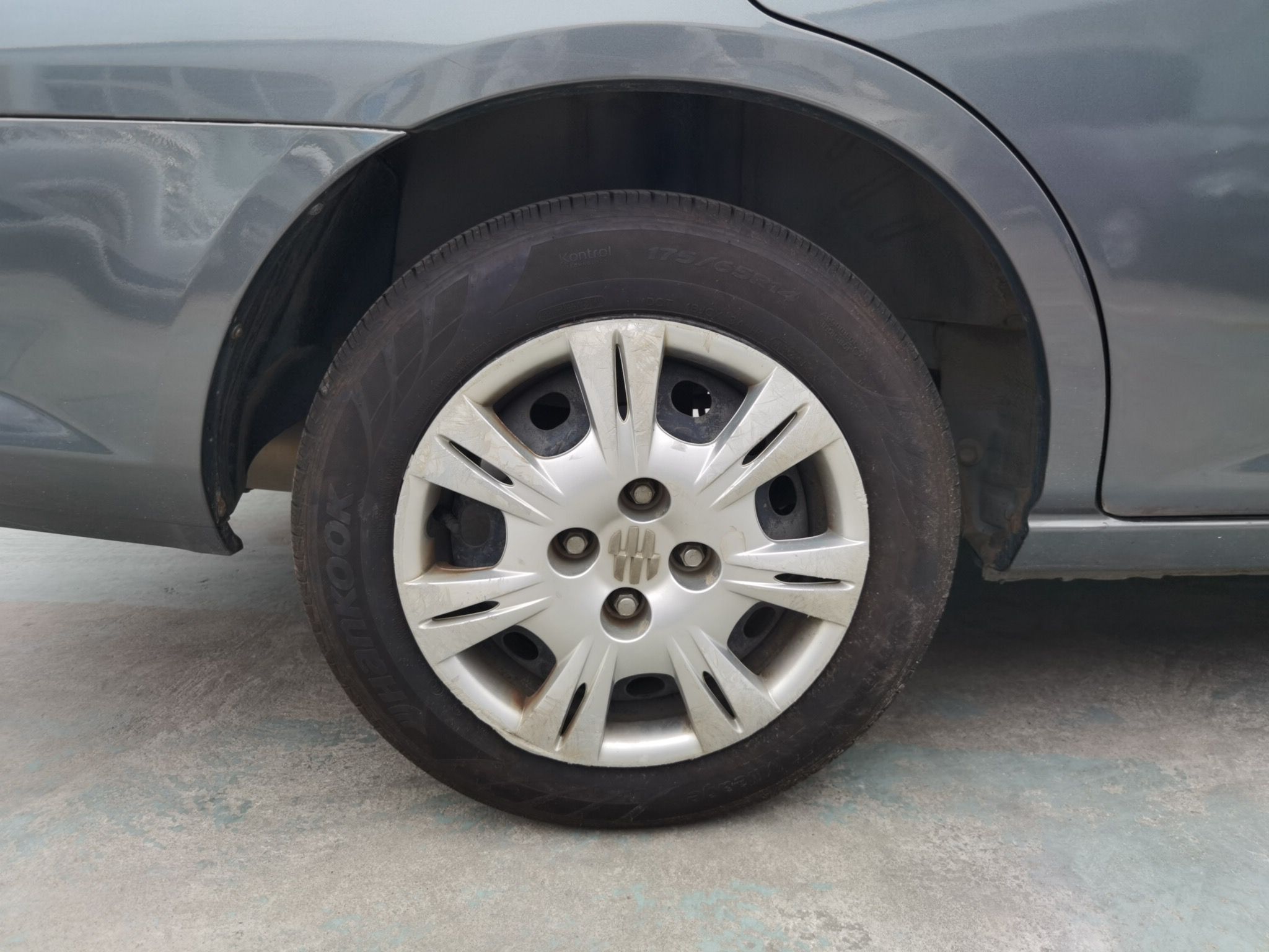 Used Everus S1 2012 1.3L Automatic Comfort Edition
