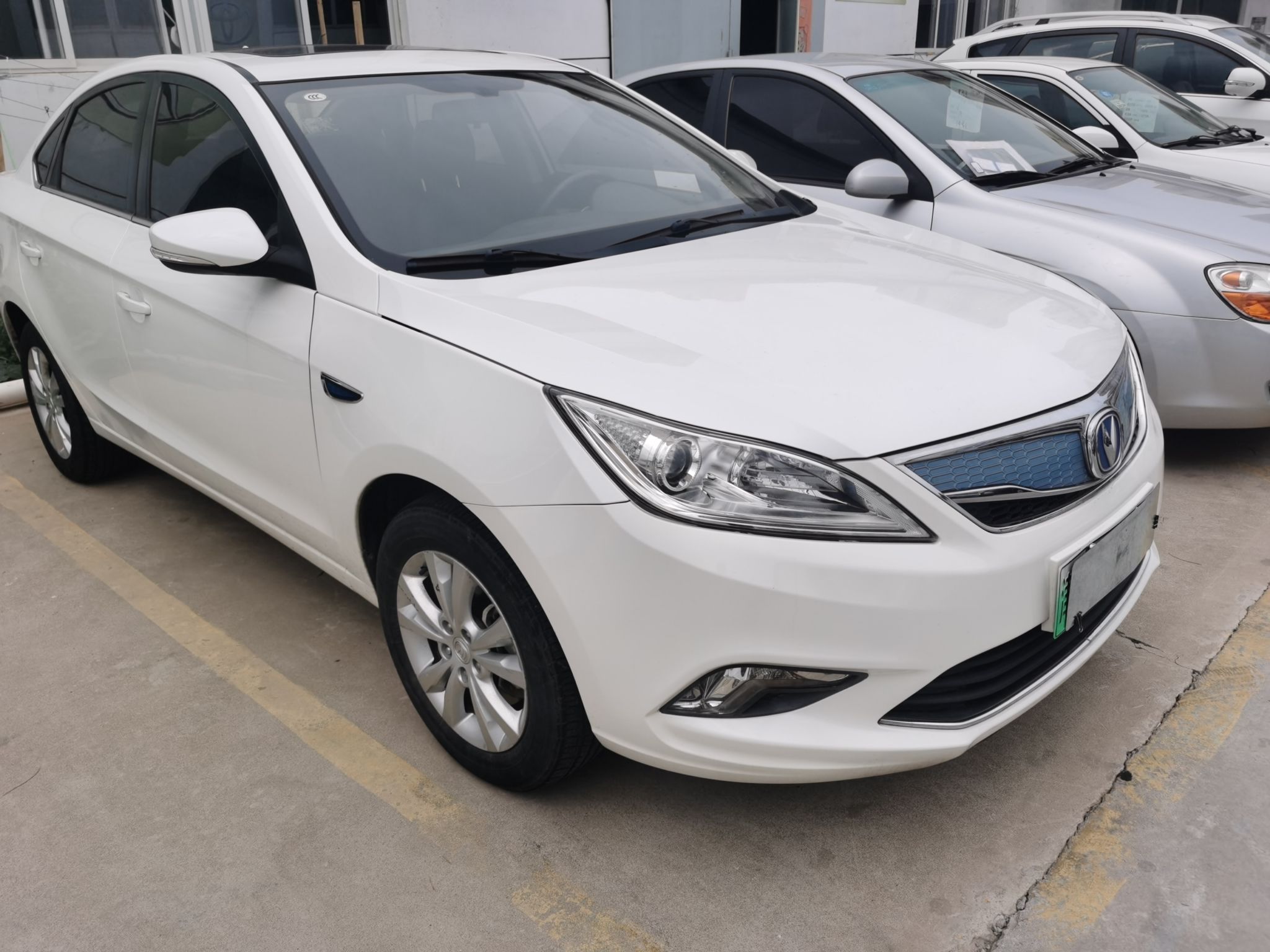 Used Changan Eado New Energy 2016 Pure Electric Deluxe Model