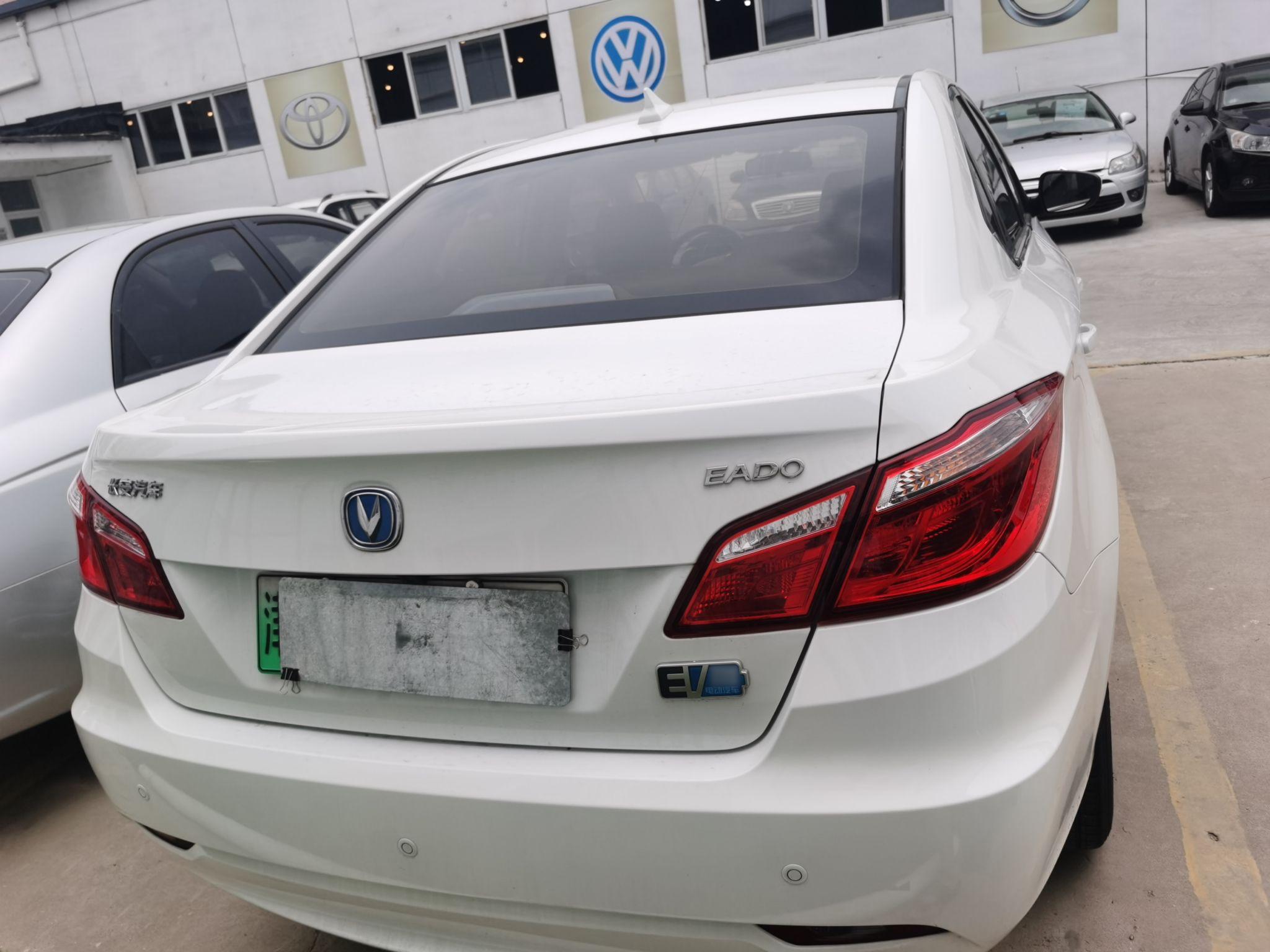 Used Changan Eado New Energy 2016 Pure Electric Deluxe Model