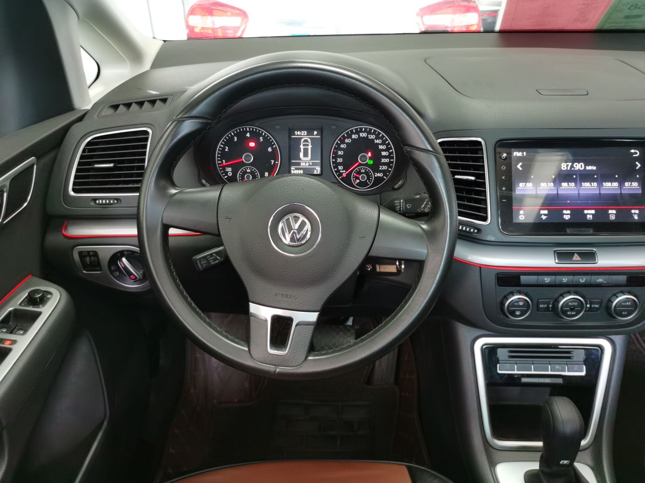 Used Volkswagen Sharan 2013 1.8TSI Standard Model Euro IV