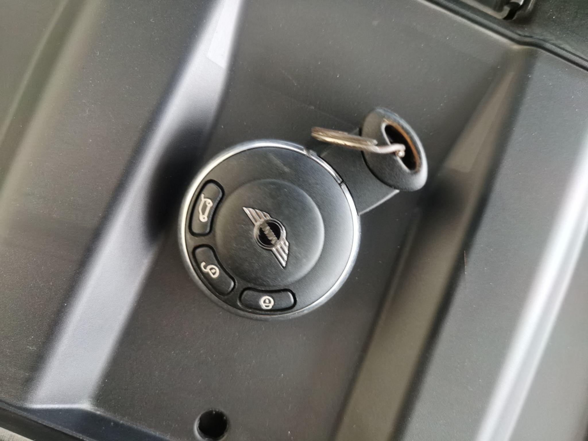 Used MINI Countryman 2016 1.6T COOPER ALL4 Fun Equipment Enthusiast Vehicle Key