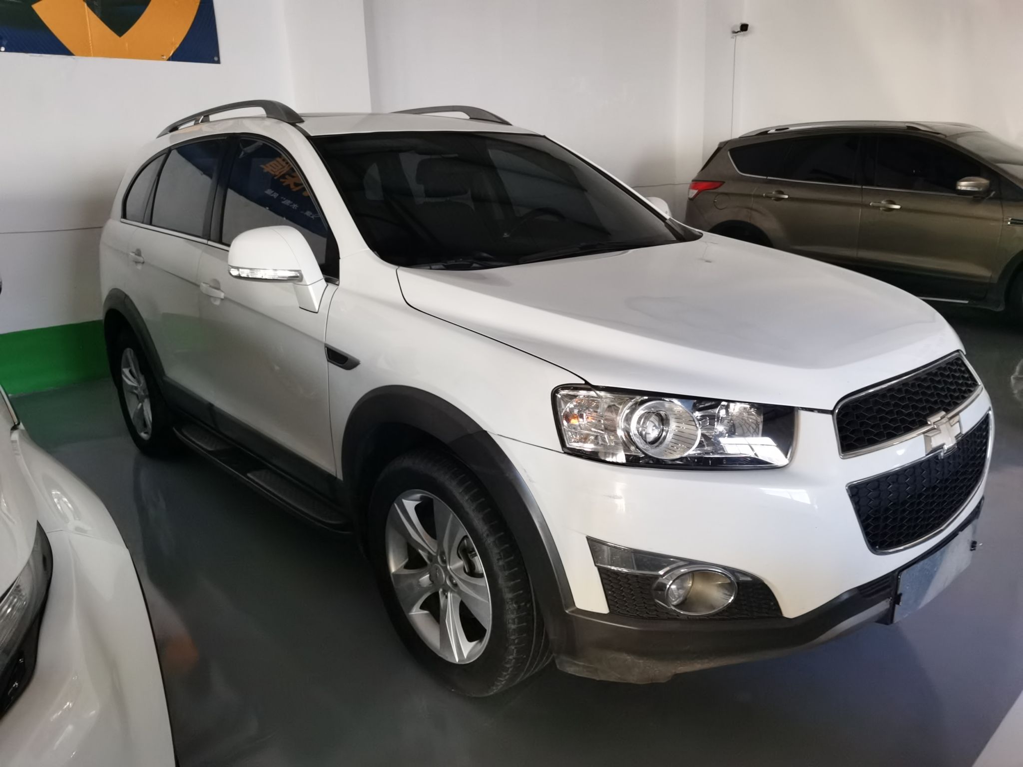Used Chevrolet Captiva 2012 2.4L 4x4 Flagship Edition 7 Seats
